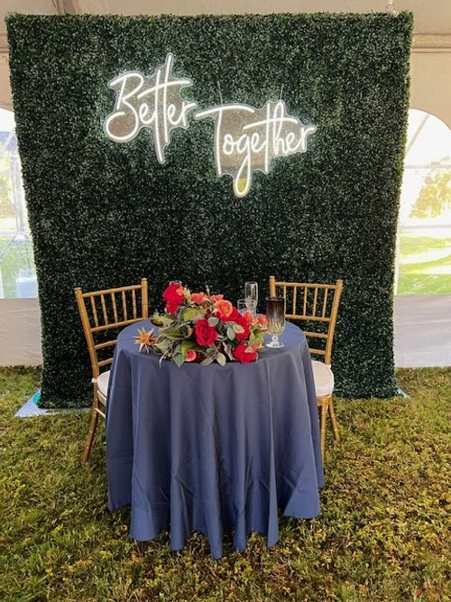 sweetheart table.jpeg
