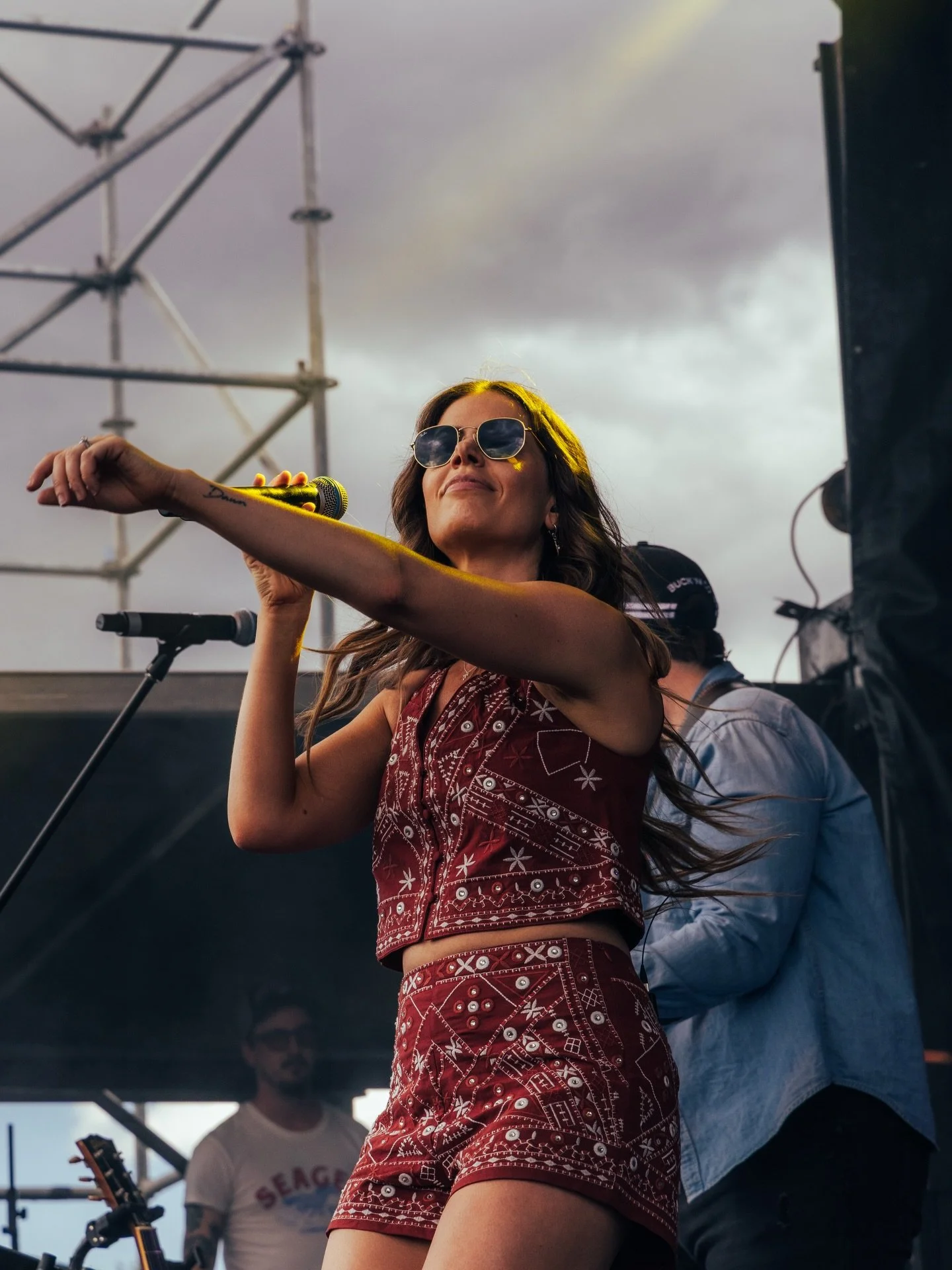 What do you say we do a lot more of this in 2026? 🎸❤️&zwj;🔥
Where do y&rsquo;all wanna see us play? 

📸 @abbytate_