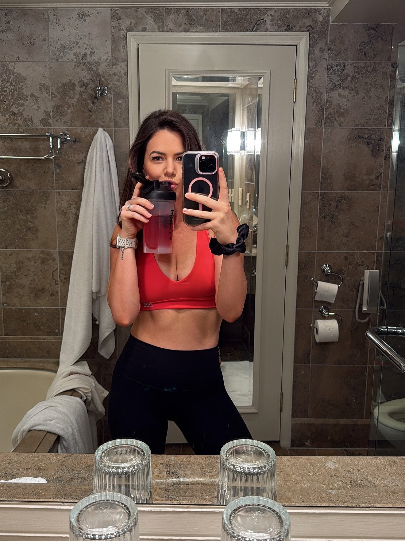 Active girl summer 😍🤍

#runningera #bikeriding #summer #run #activegirl