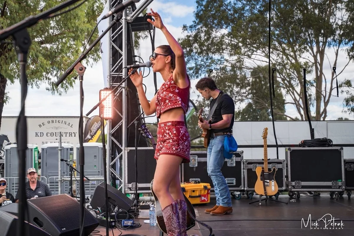 @regfest we had a damn good time seeing y&rsquo;all in Echuca on the weekend thanks for turning it on.. let&rsquo;s do it again soon 🤠👢🤩 

📸 Mick Petrak Photography