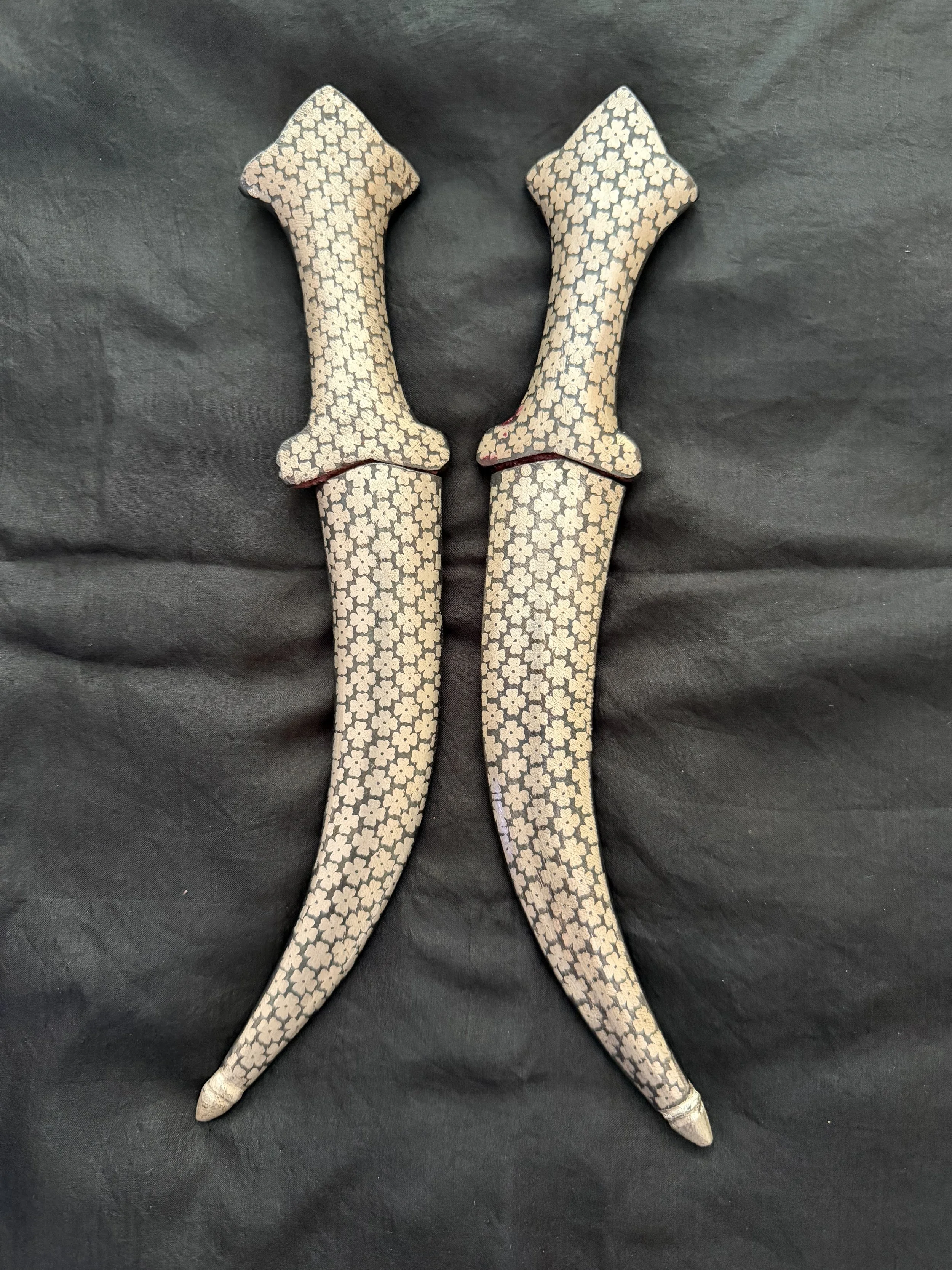 Plain Dagger