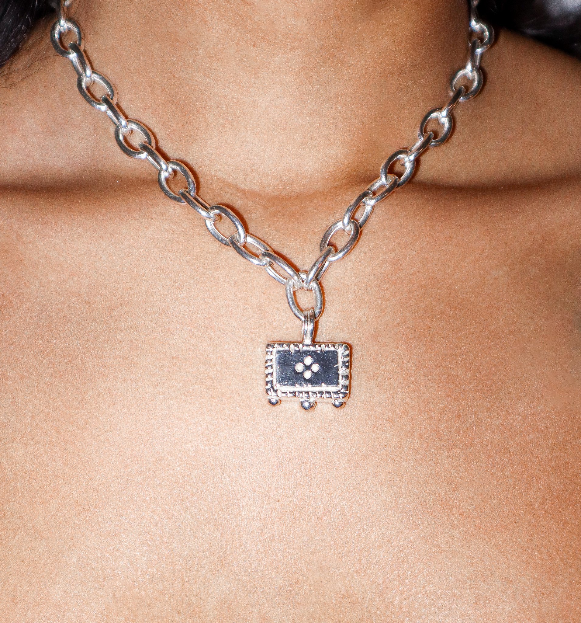 MallaChainCloseup.jpg