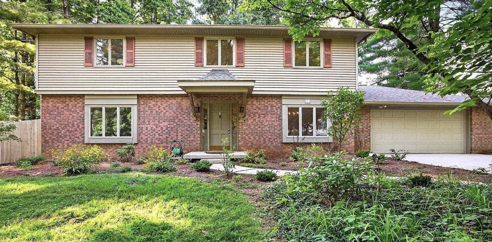 317 E Rusgan Dr,&nbsp;Bloomington, IN 47408