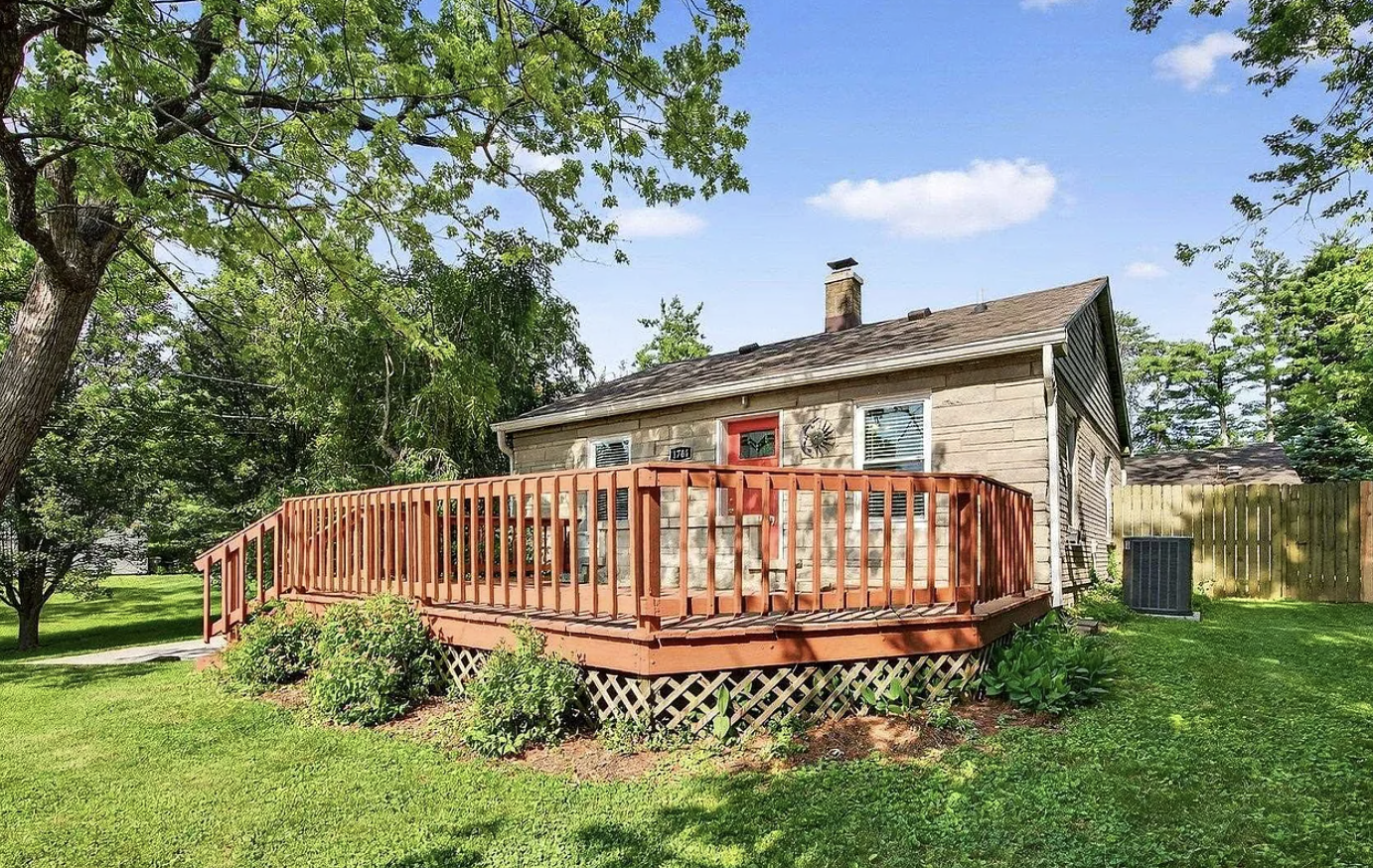 1701 S Maxwell St,&nbsp;Bloomington, IN 47401