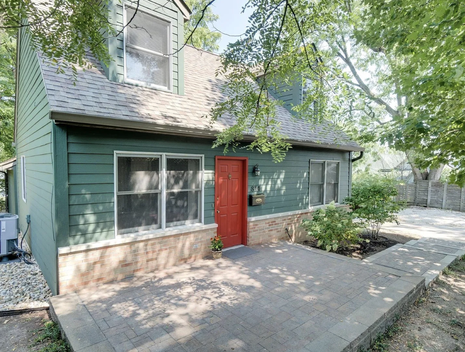 814 W 3rd St,&nbsp;Bloomington, IN 47404