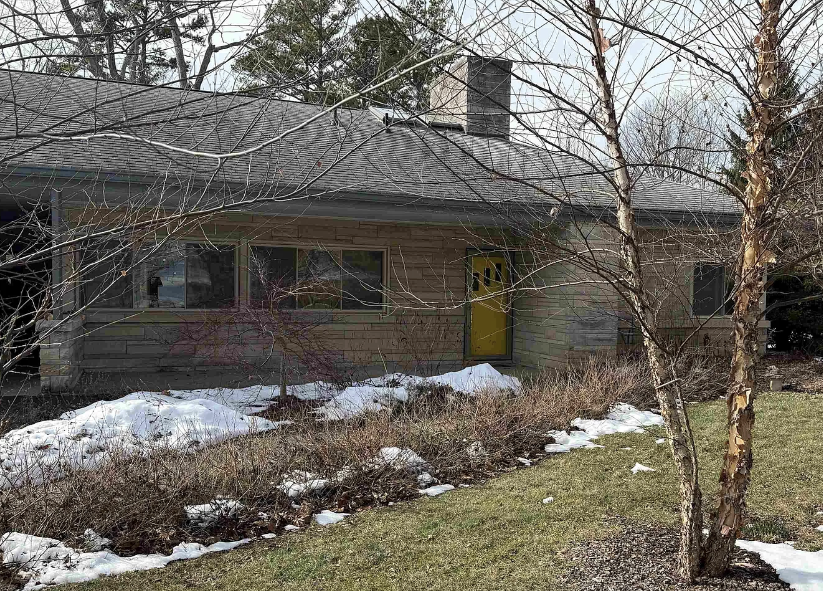 2401 N Dunn St,&nbsp;Bloomington, IN 47408