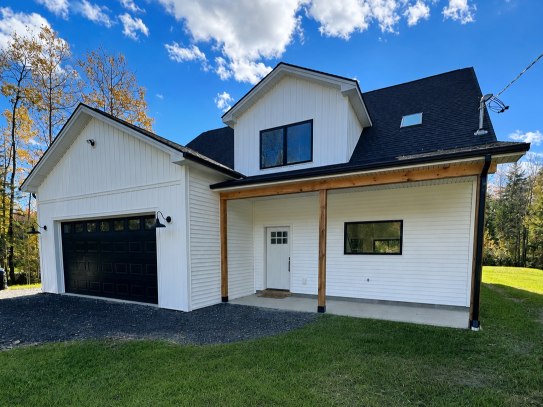 Modern Cape with Loft — West Gardiner, Maine