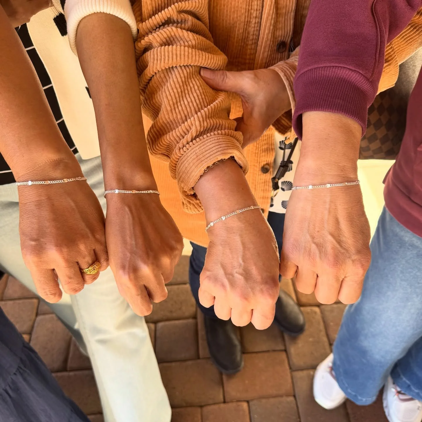 The sweetest group of Aunties came in and got surprise besties forever bracelets!  #permanentjewelryexperience #sandiego #lajolla#l #ranchobernardo #besties #foreverbracelets