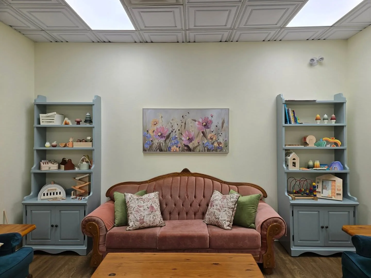 We've been getting lots and lots of questions about our Play Room since we announced the soft opening 🫶🏼
Seems like it's the kind of place Burlington needs! 
Happy to share that we now have a page on our website with lots of info and FAQs about o