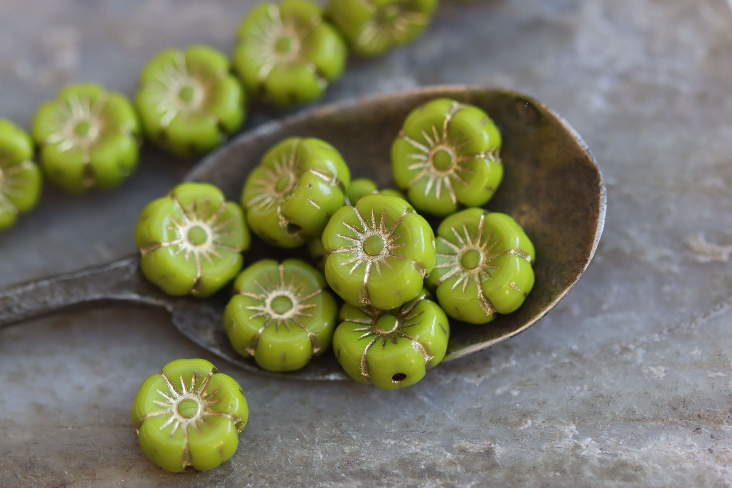 Lime Green with Gold Wash Hawaiian Flower Czech Glass Beads 9mm