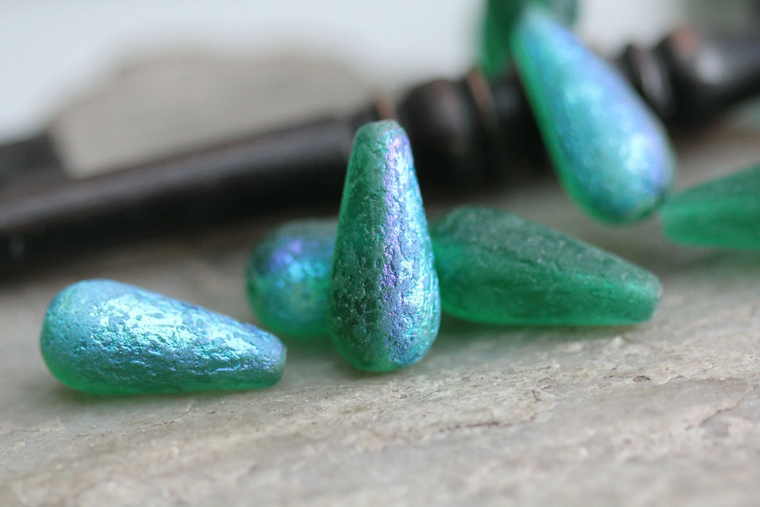 Etched Emerald AB Czech Glass Dangle Drop Beads 20x9mm