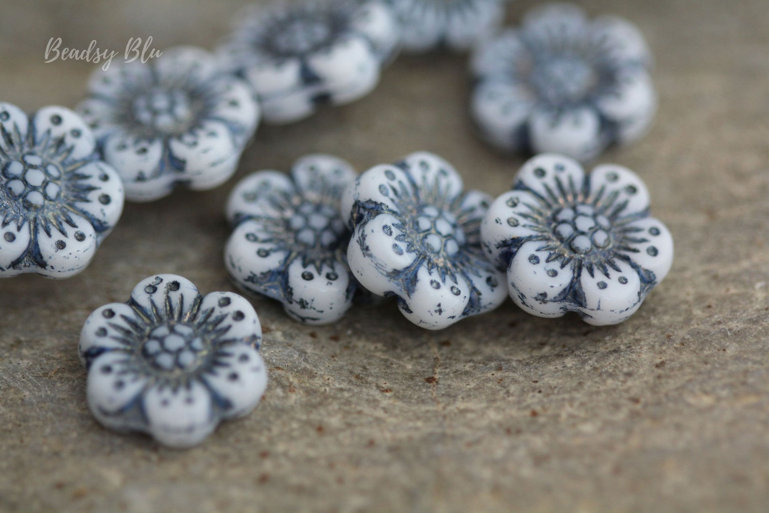 https://i.etsystatic.com/23874220/r/il/14f8f8/3914676798/il_fullxfull.3914676798_l4p2.jpg