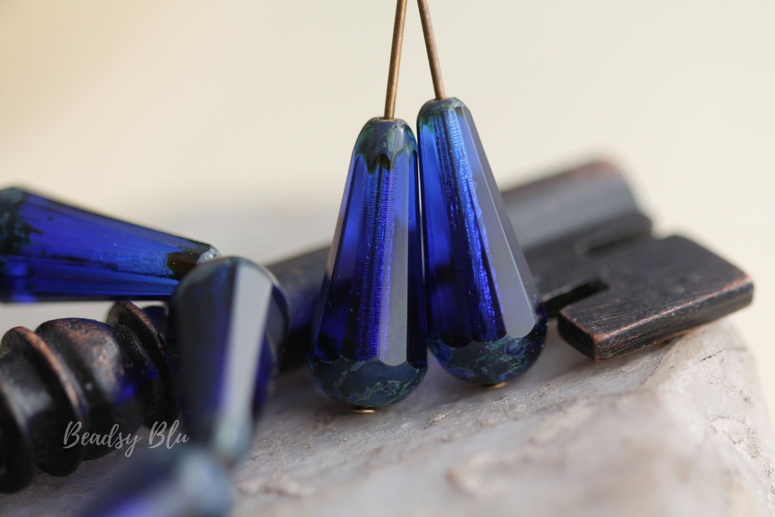 https://i.etsystatic.com/23874220/r/il/9e967f/3278132235/il_fullxfull.3278132235_figm.jpg