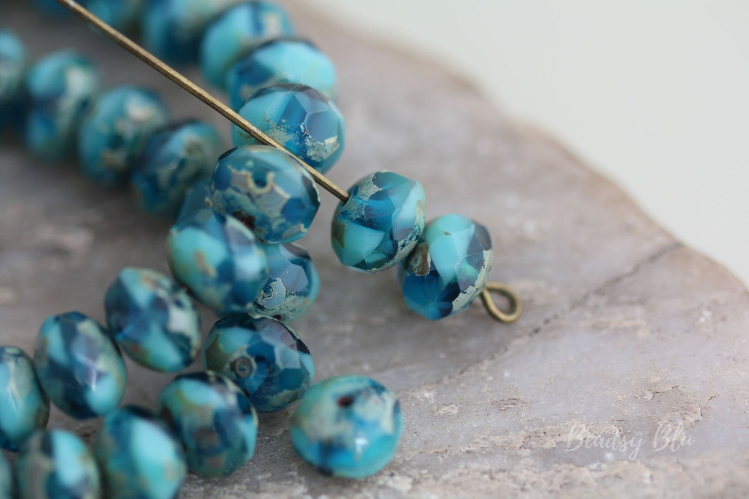 https://i.etsystatic.com/23874220/r/il/6474e3/2996751858/il_fullxfull.2996751858_f89q.jpg