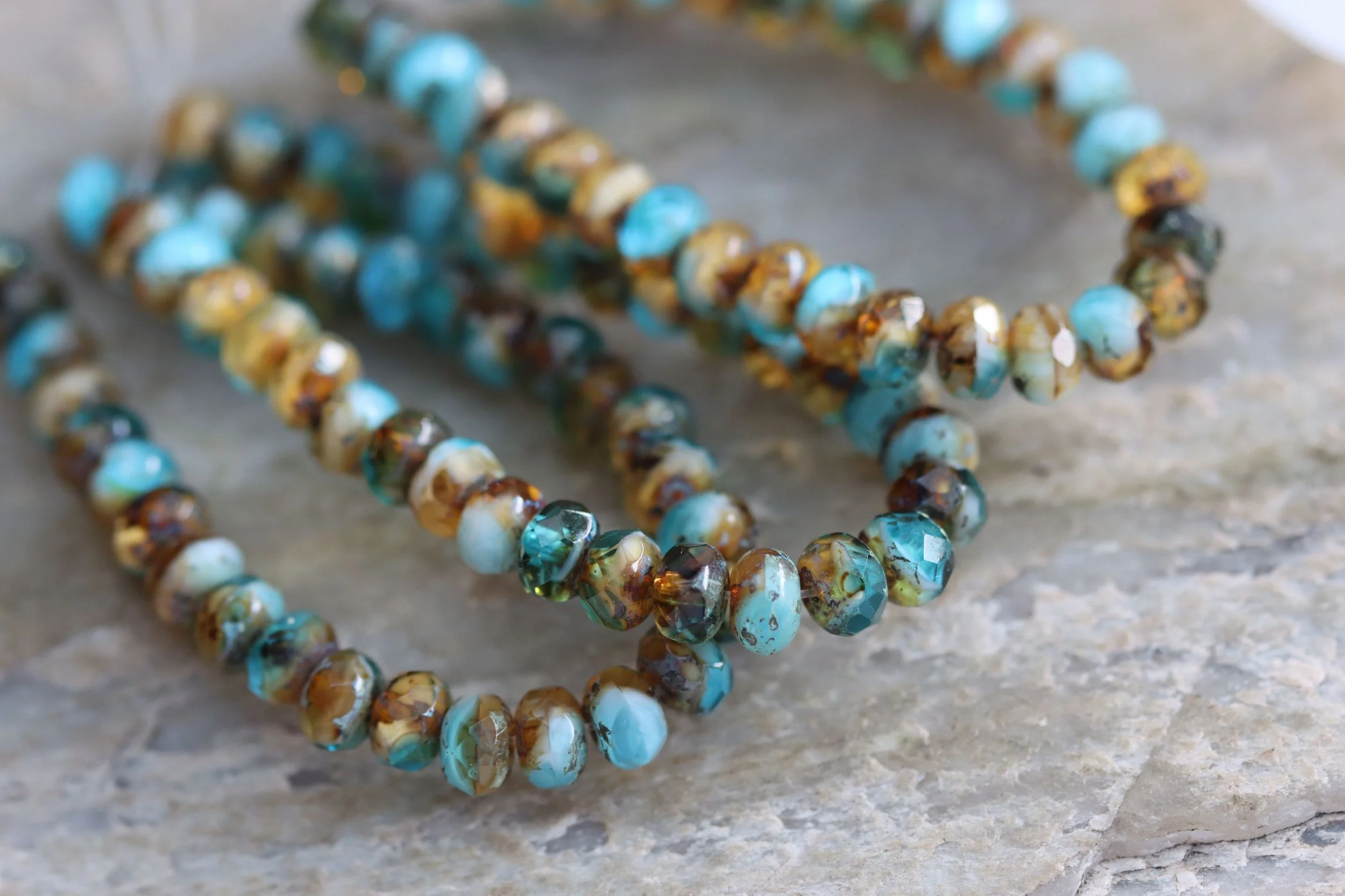 Blue Lagoon Baby Rondelle Czech Glass Beads 5x3mm, 30 Beads
