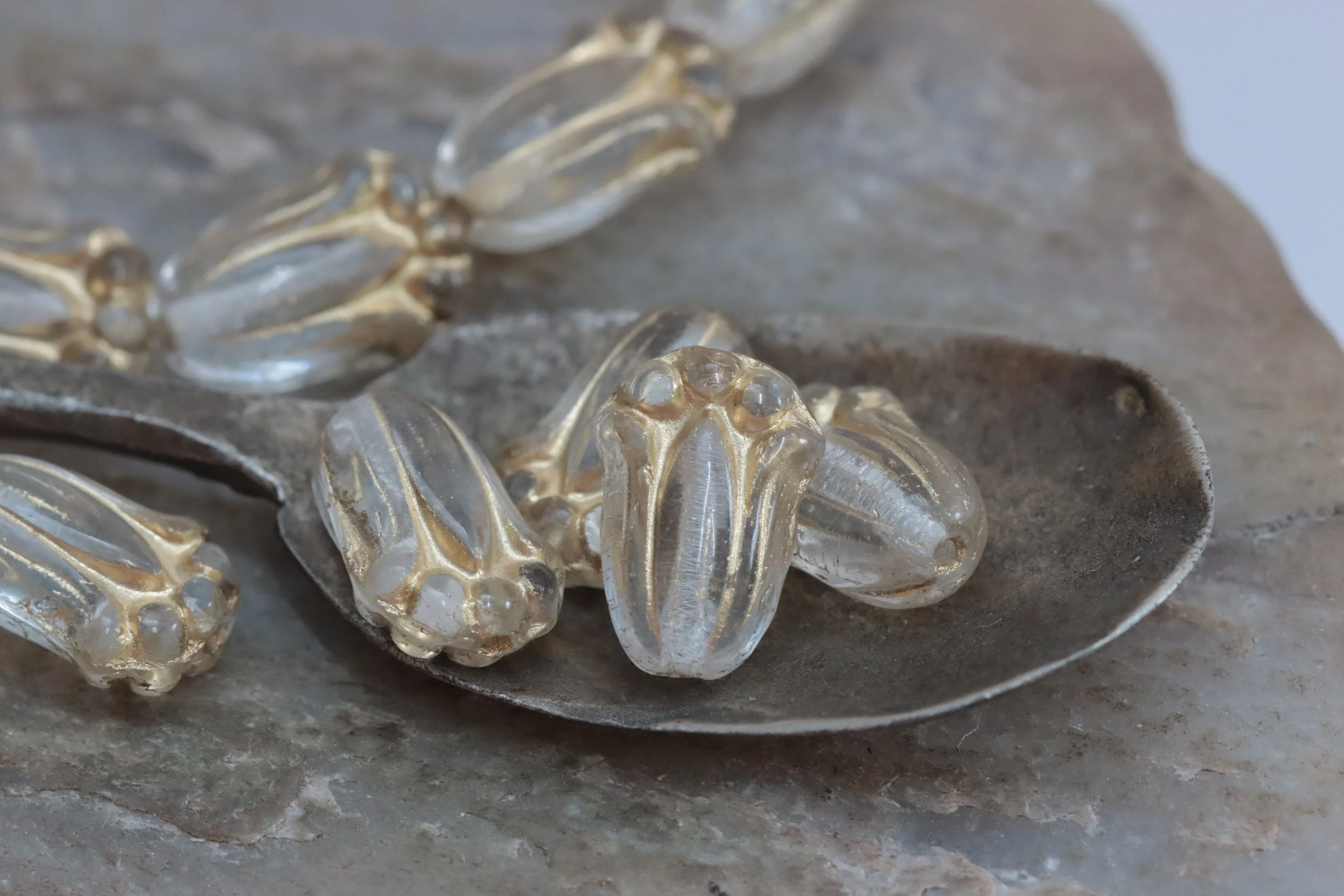 Transparent Gold Tulip Czech Glass Beads 12x8mm