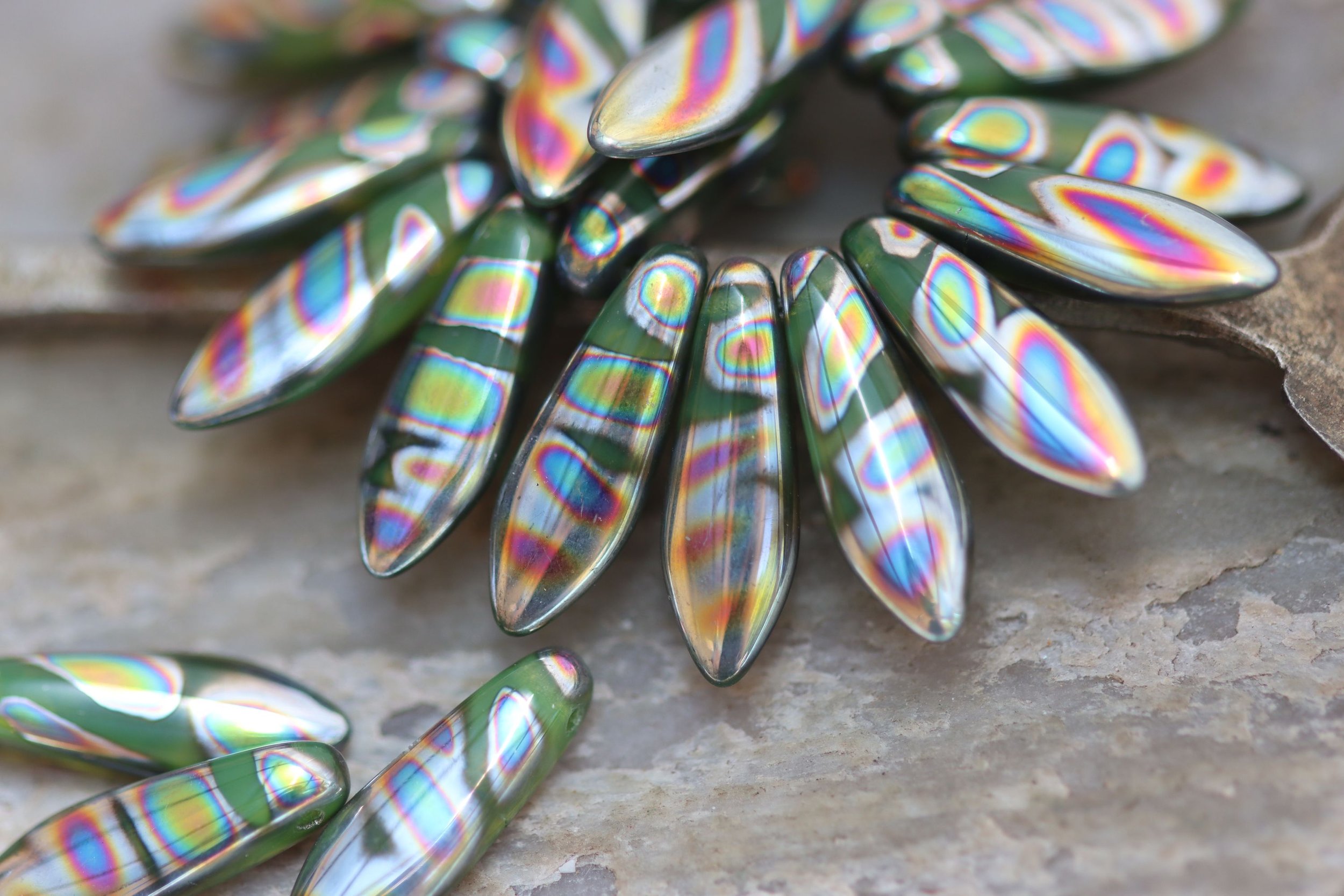 Olivine Green Vitrail Dagger Czech Glass Beads 15x5mm