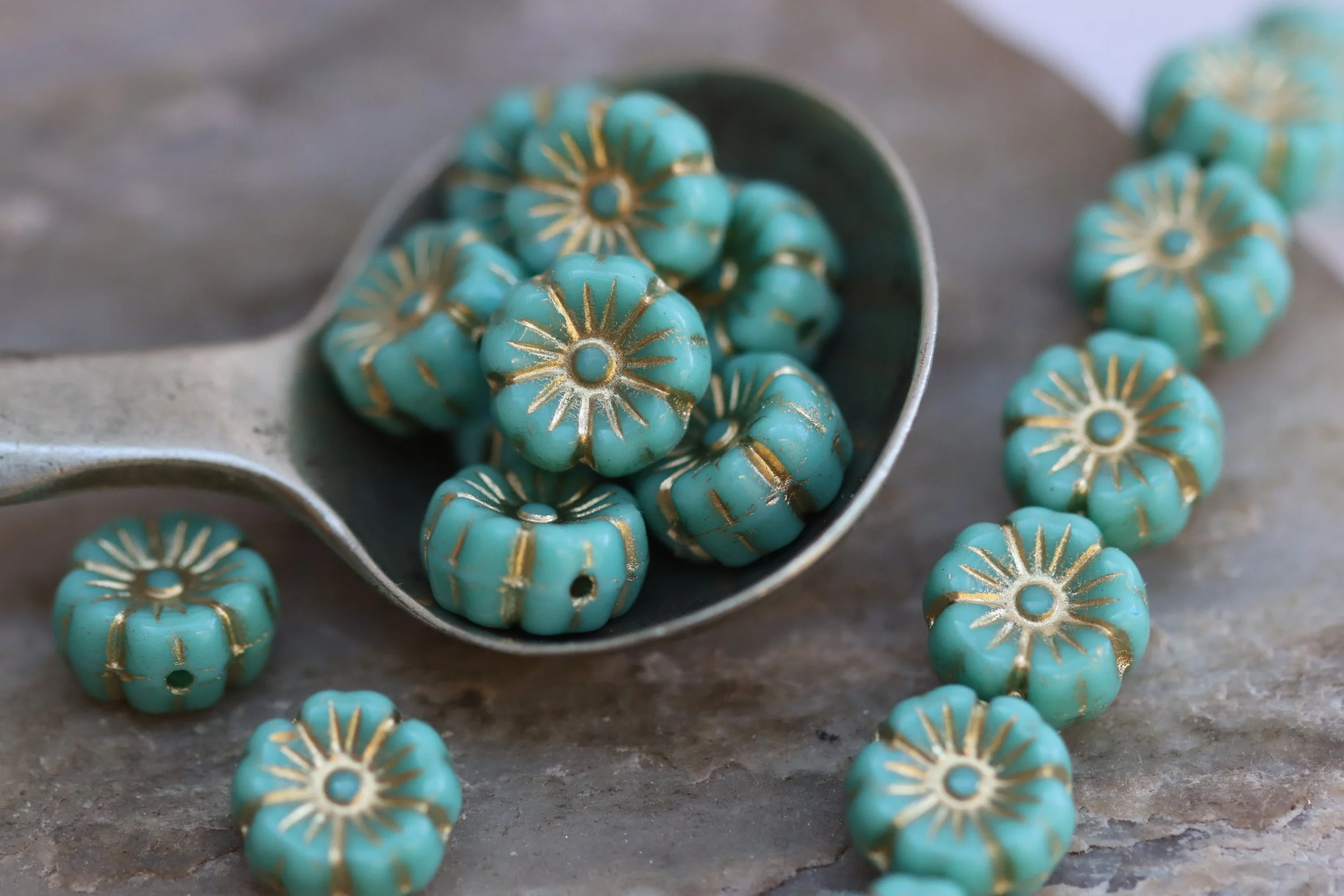 Green Turquoise with Gold Czech Glass Hawaiian Flower Beads 9mm