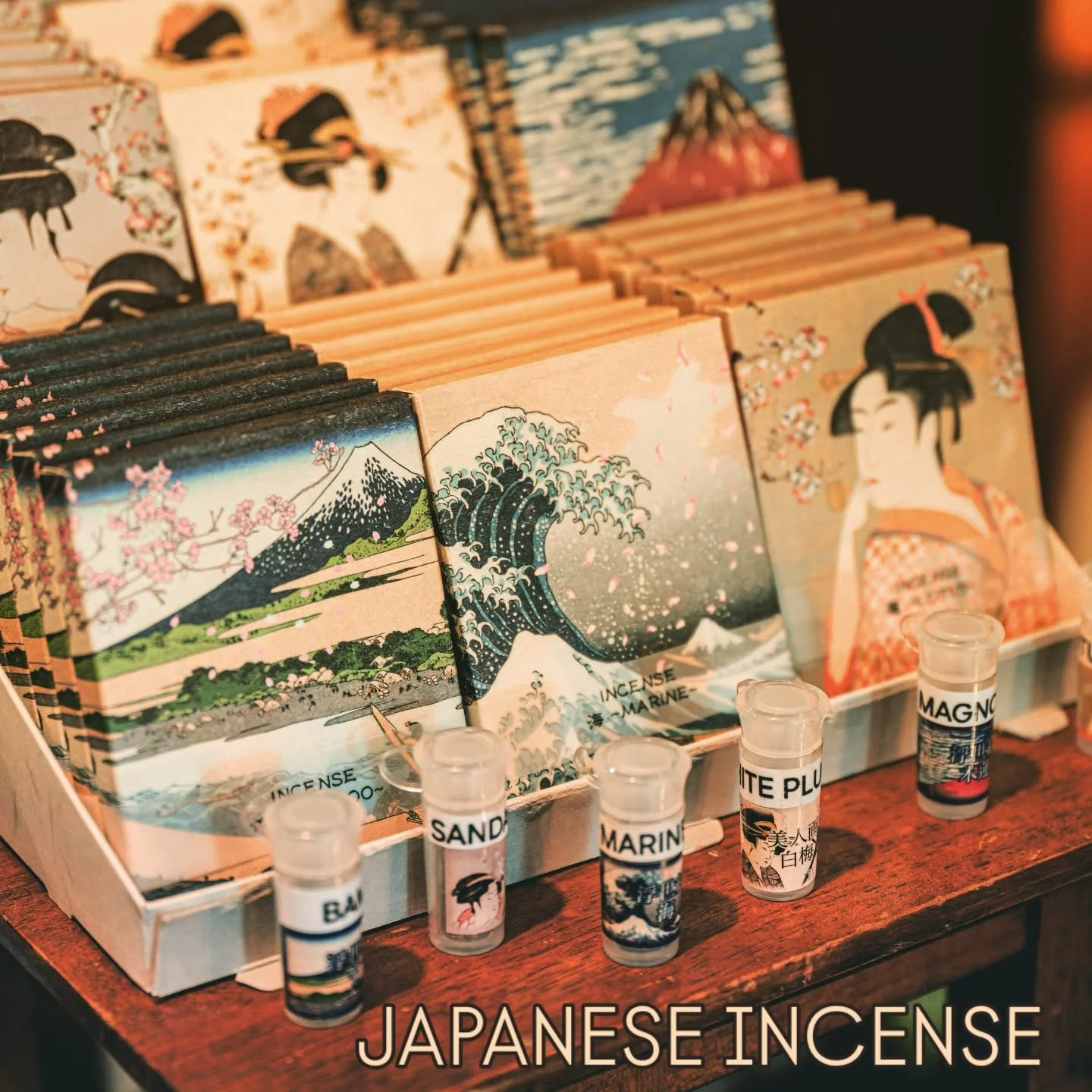 Our incense collection brings together over 80 different scents, thoughtfully sourced from small-batch Japanese makers as well as traditional artisans across Japan, especially in Kyoto and Osaka.