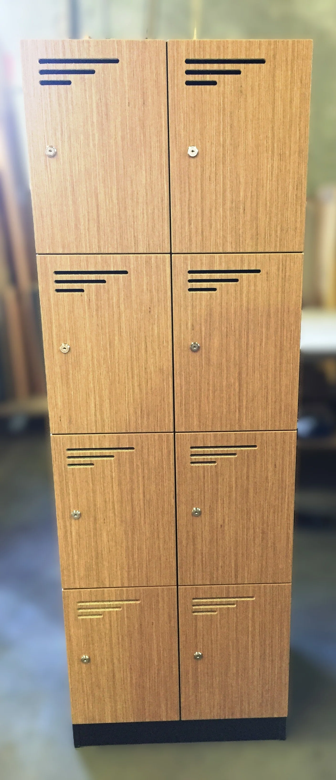 8 Door Locker.jpg