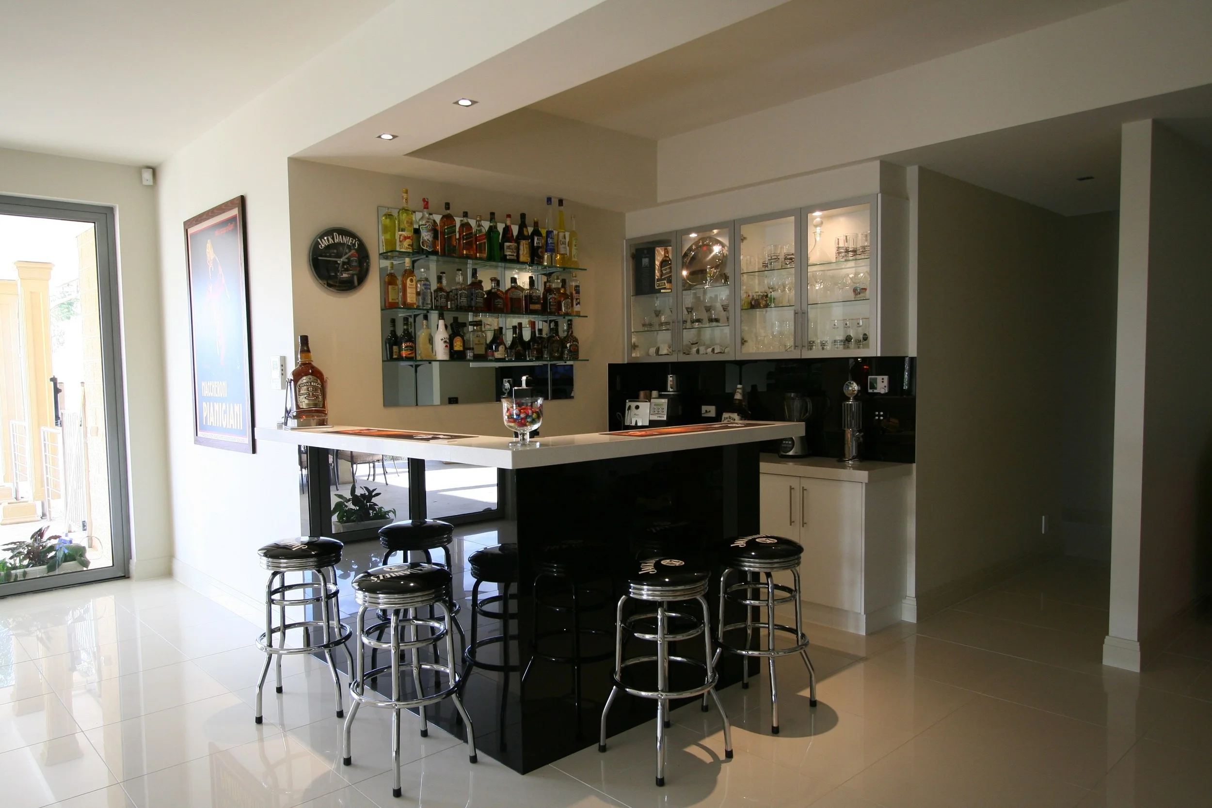 Bar.jpg