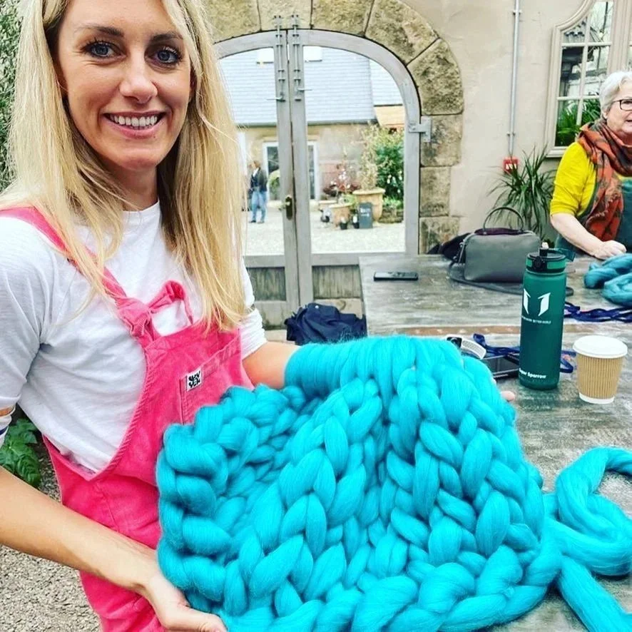 Arm Knitting Workshop with AllyBobsKnits 