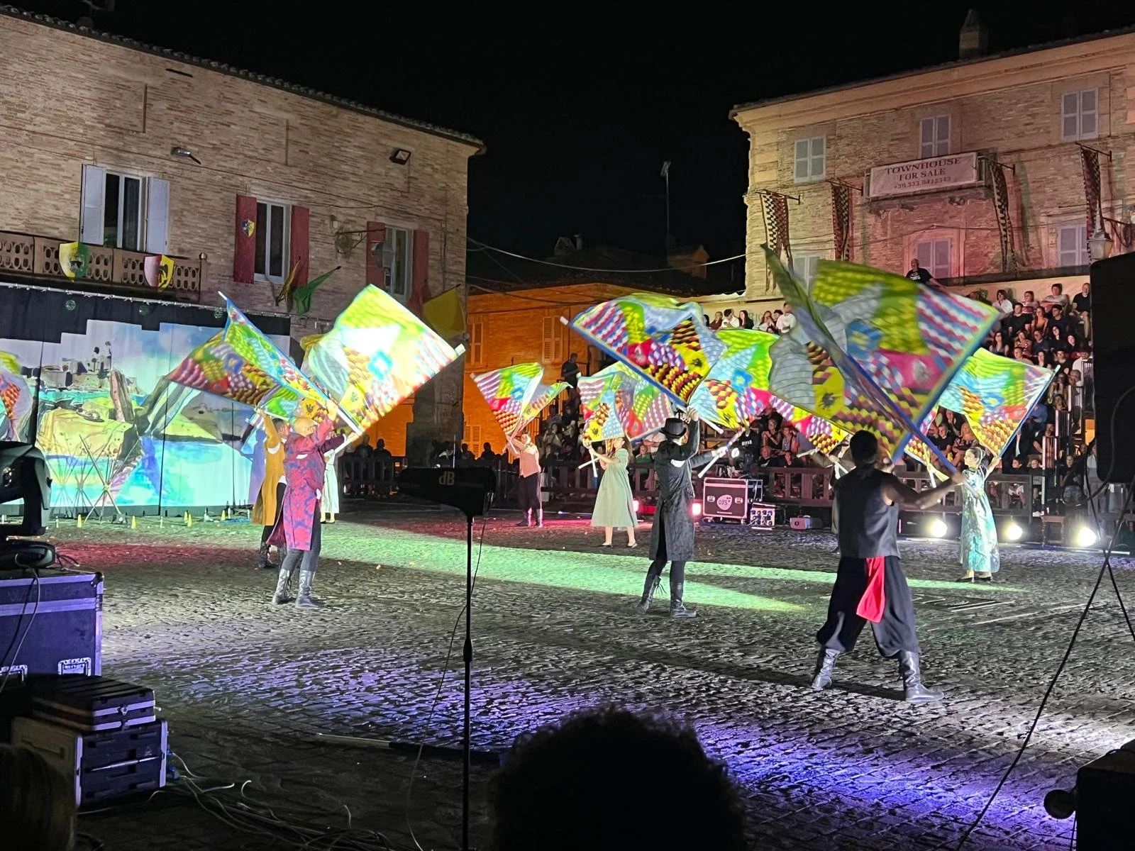 WhatsApp Image 2025-09-30 at 16.27.39 (12).jpeg