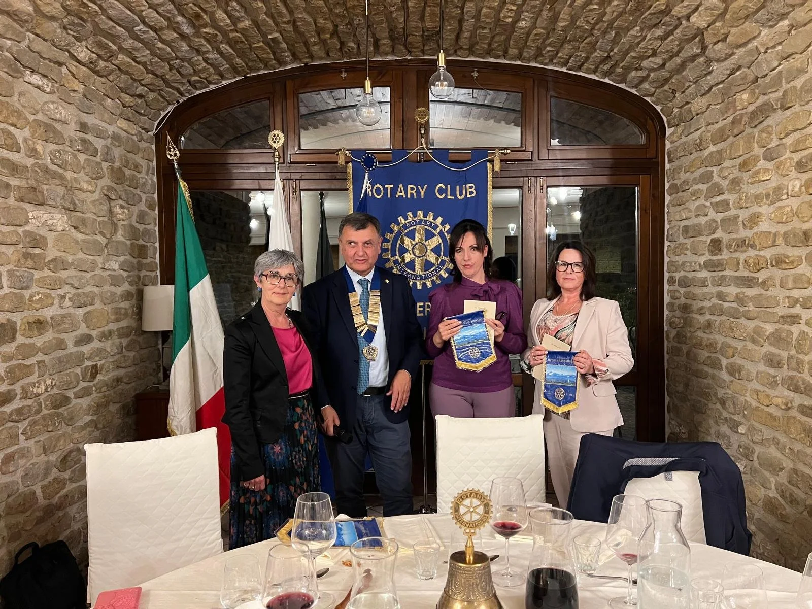 WhatsApp Image 2025-09-30 at 16.33.51 (9).jpeg