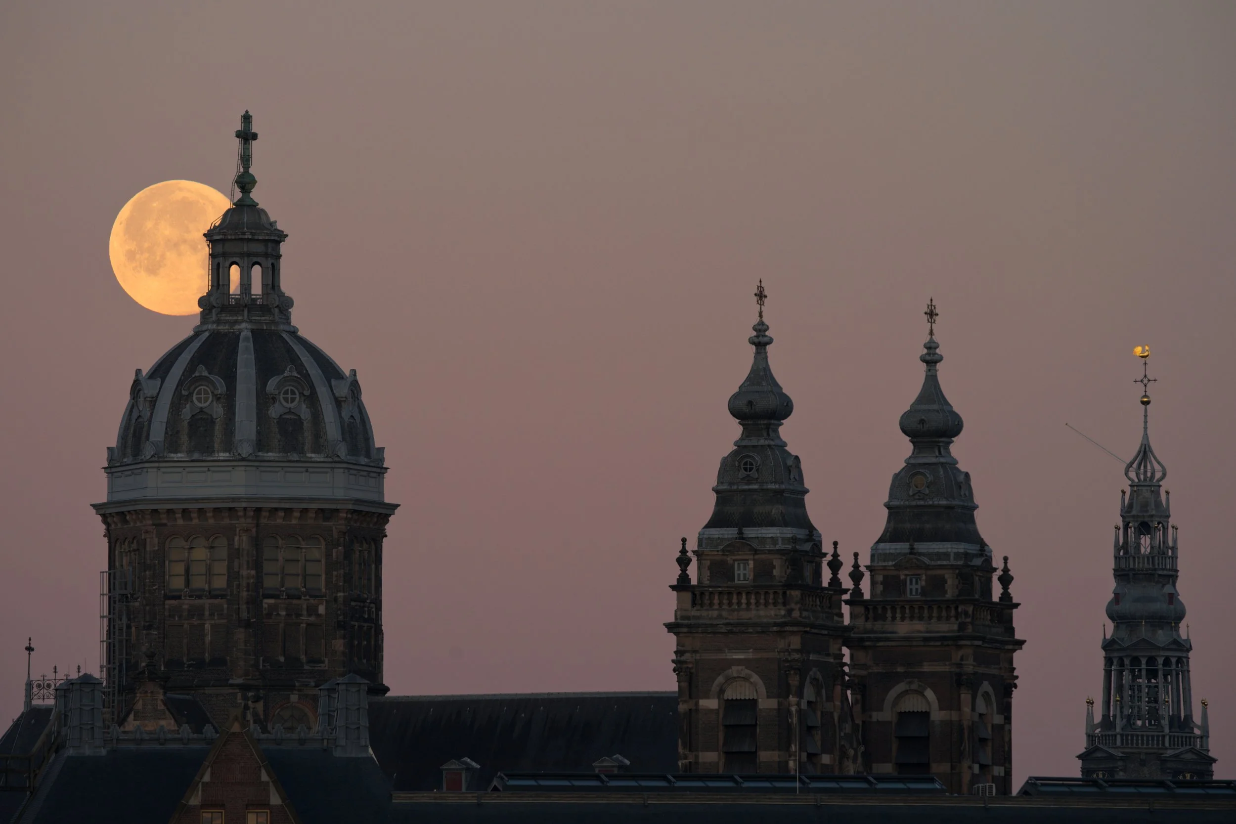 Vanishing Points · A Hymn of Spires