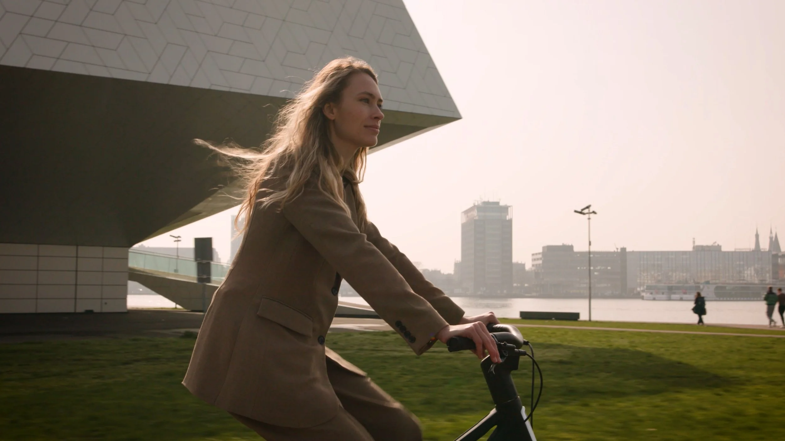 THIS_Amsterdam_Still_V8.jpg
