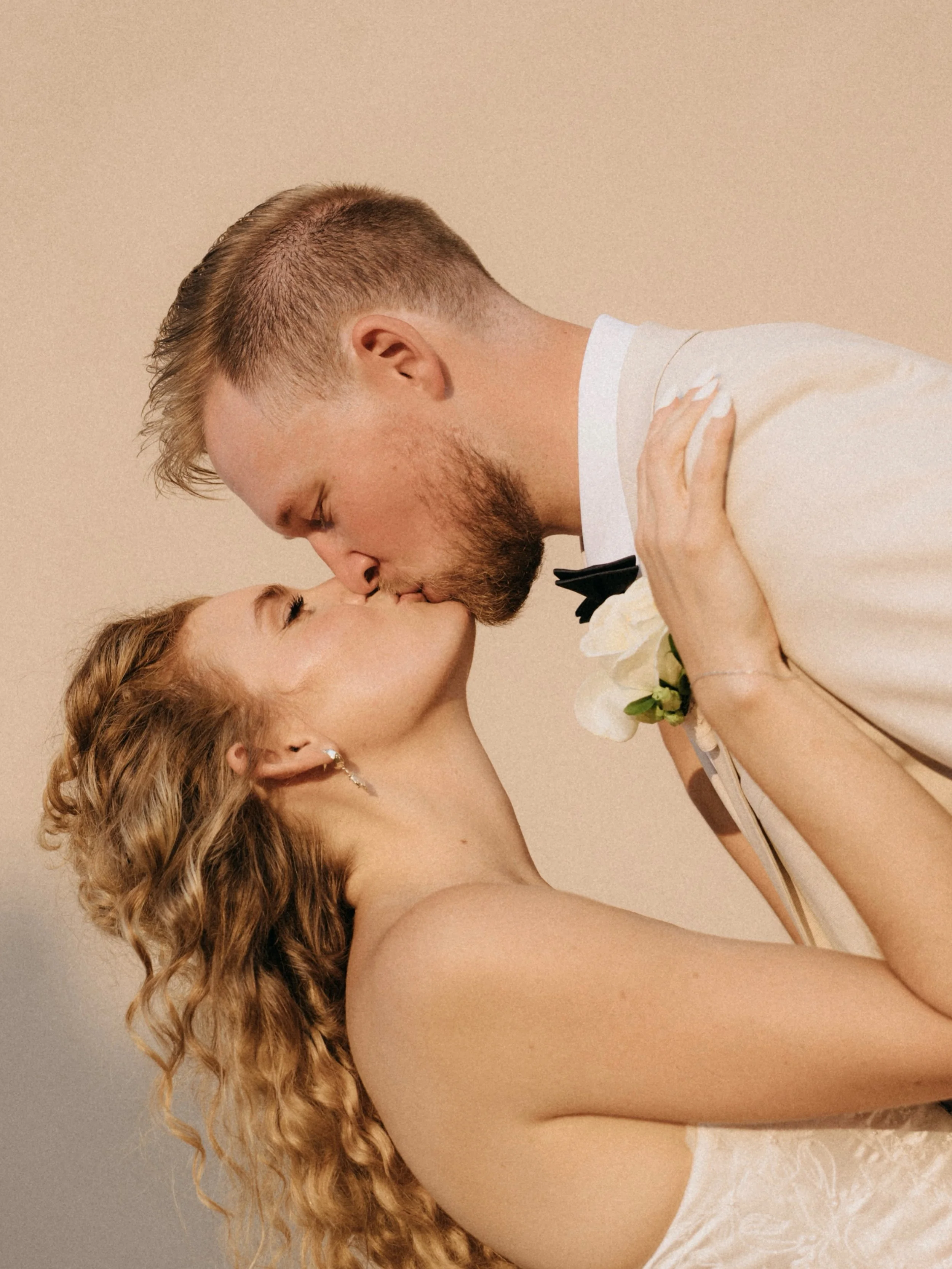 Sarah &amp; Ryan, surrounded by the people they love most, celebrating in the most beautiful way. A day that felt effortless, warm, and completely theirs.