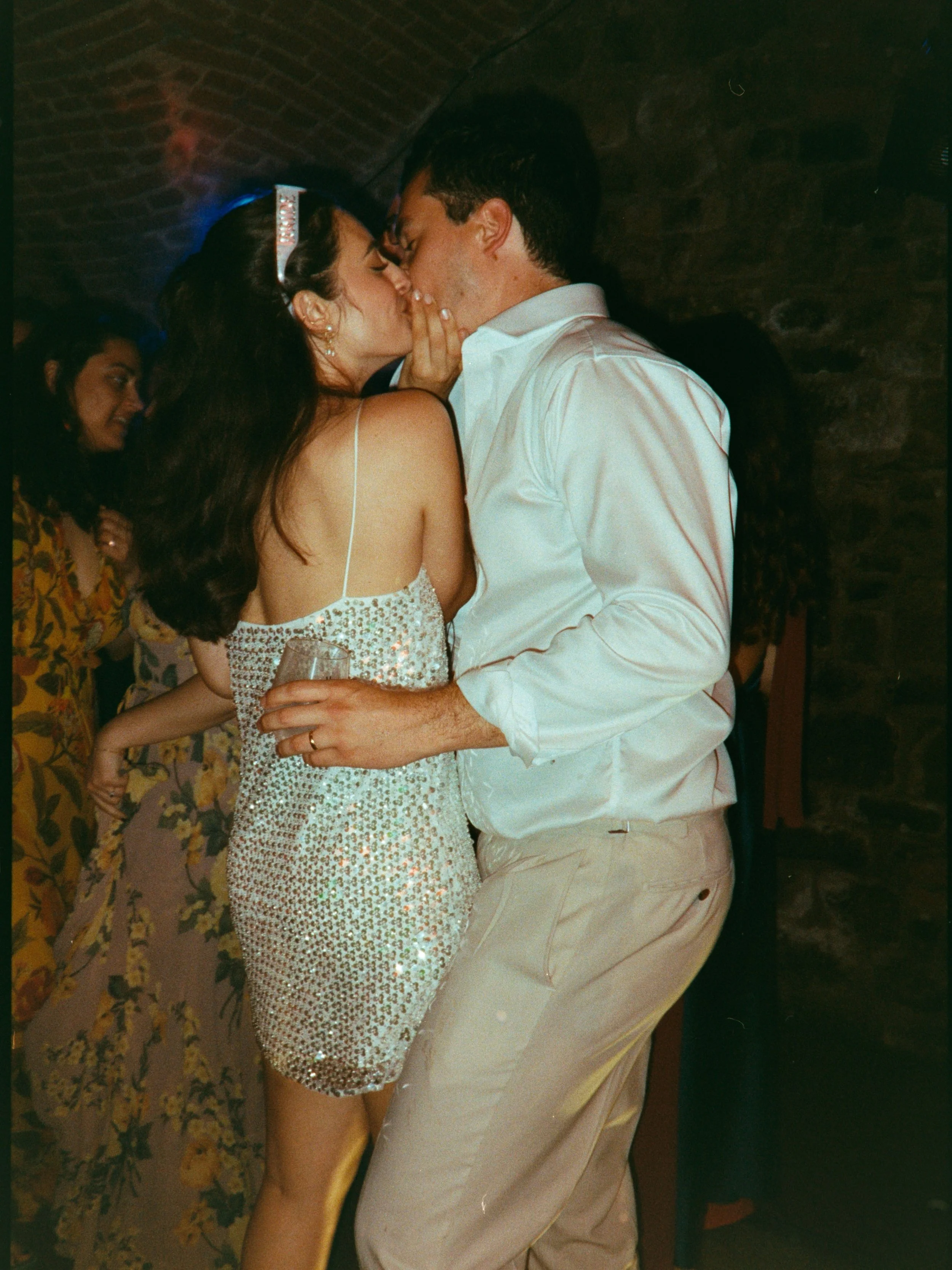 Some weddings stay with you a little longer, and Maddie &amp; Sam&rsquo;s was definitely one of them.

A beautiful rustic setting, the warmest atmosphere, and two souls we absolutely adored. Everything felt so effortless, intimate, and full of love.
