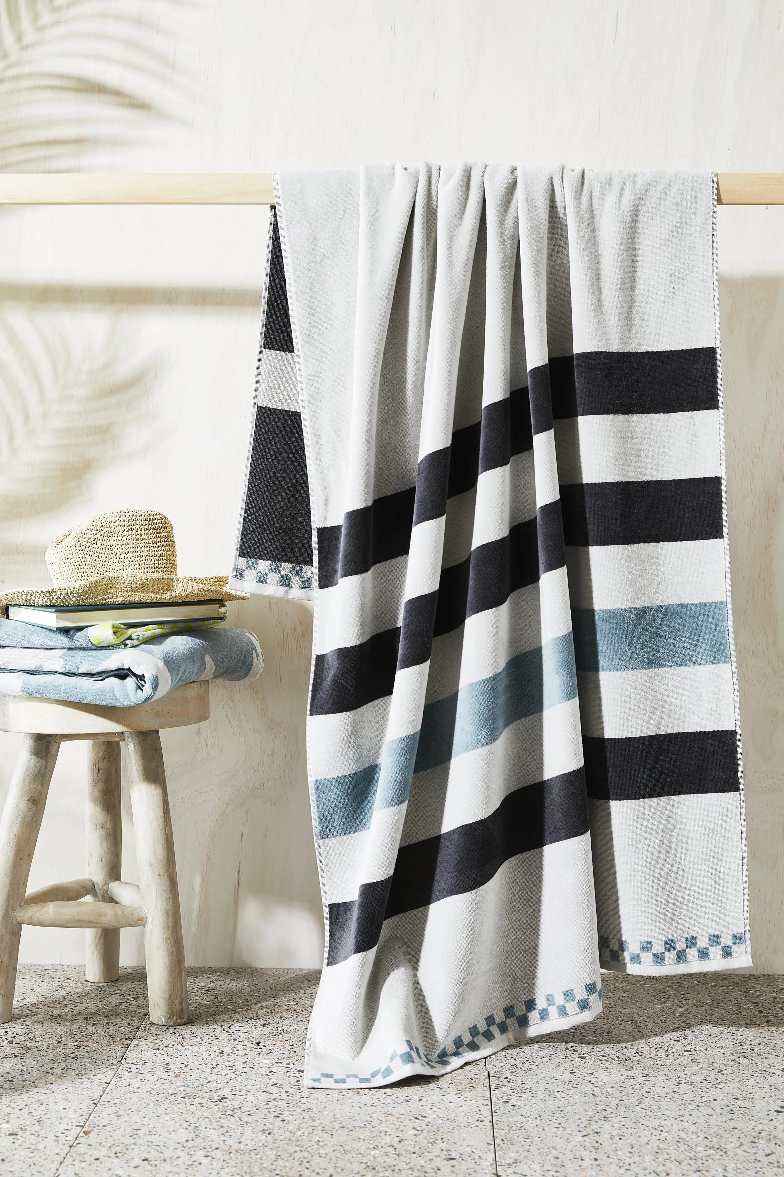 NWBLUESTRIPEBEACHTOWEL.jpg