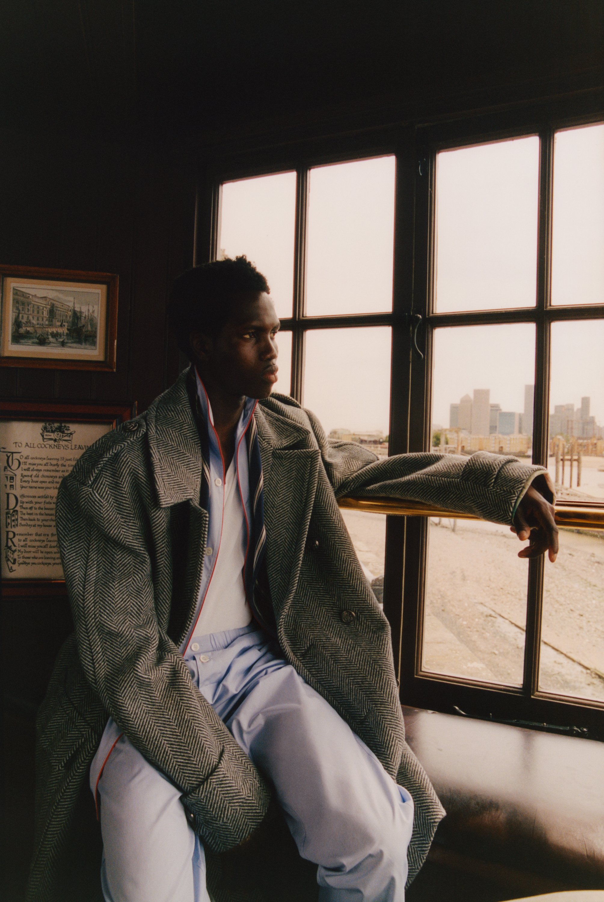 2727_IMAGINE_VV250805_JUST SMILE_02_sRGB_F1.jpg