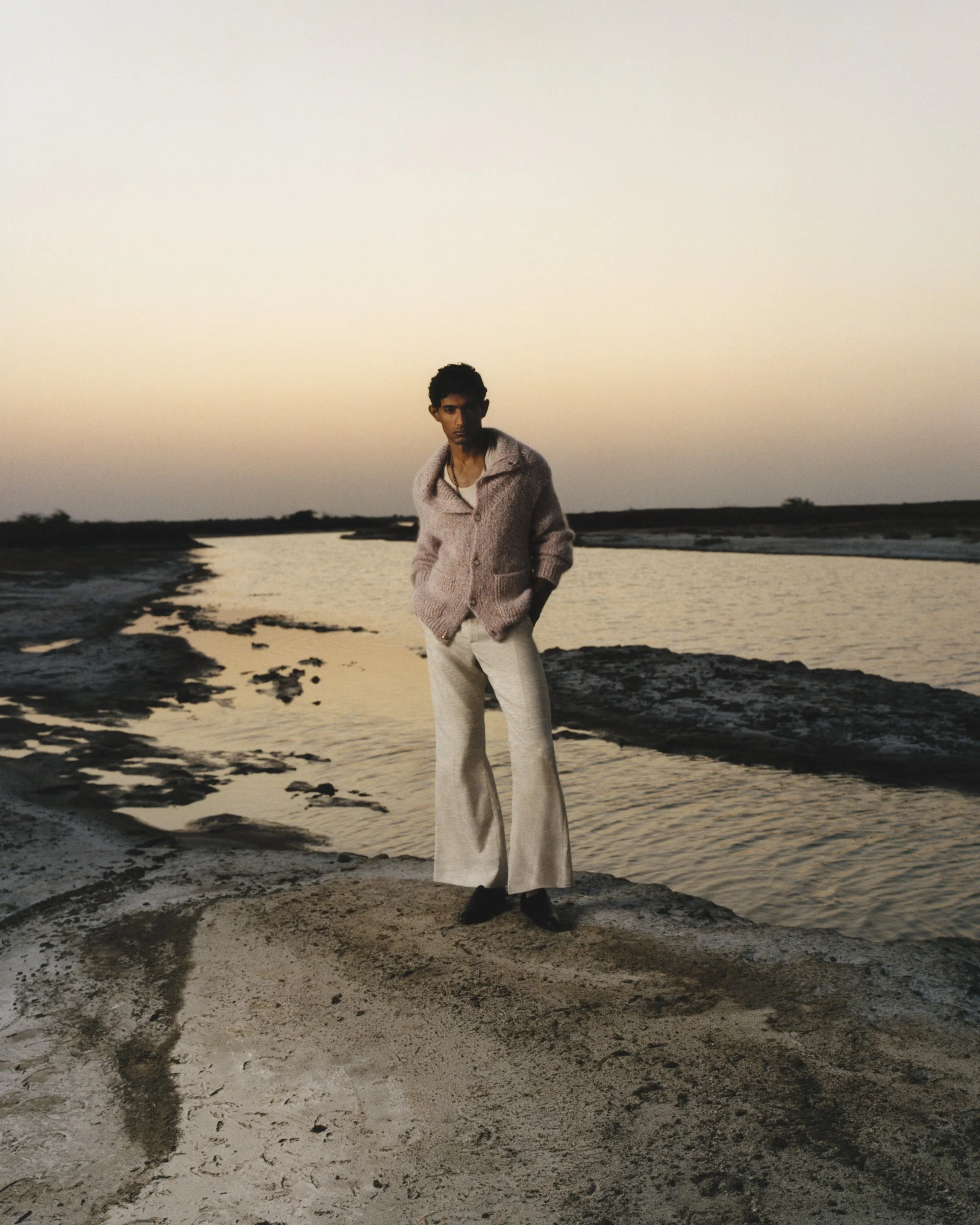 Justsmile_Issue8_LouisVuiton_FashionStory_VivekVadoliya_11.jpg