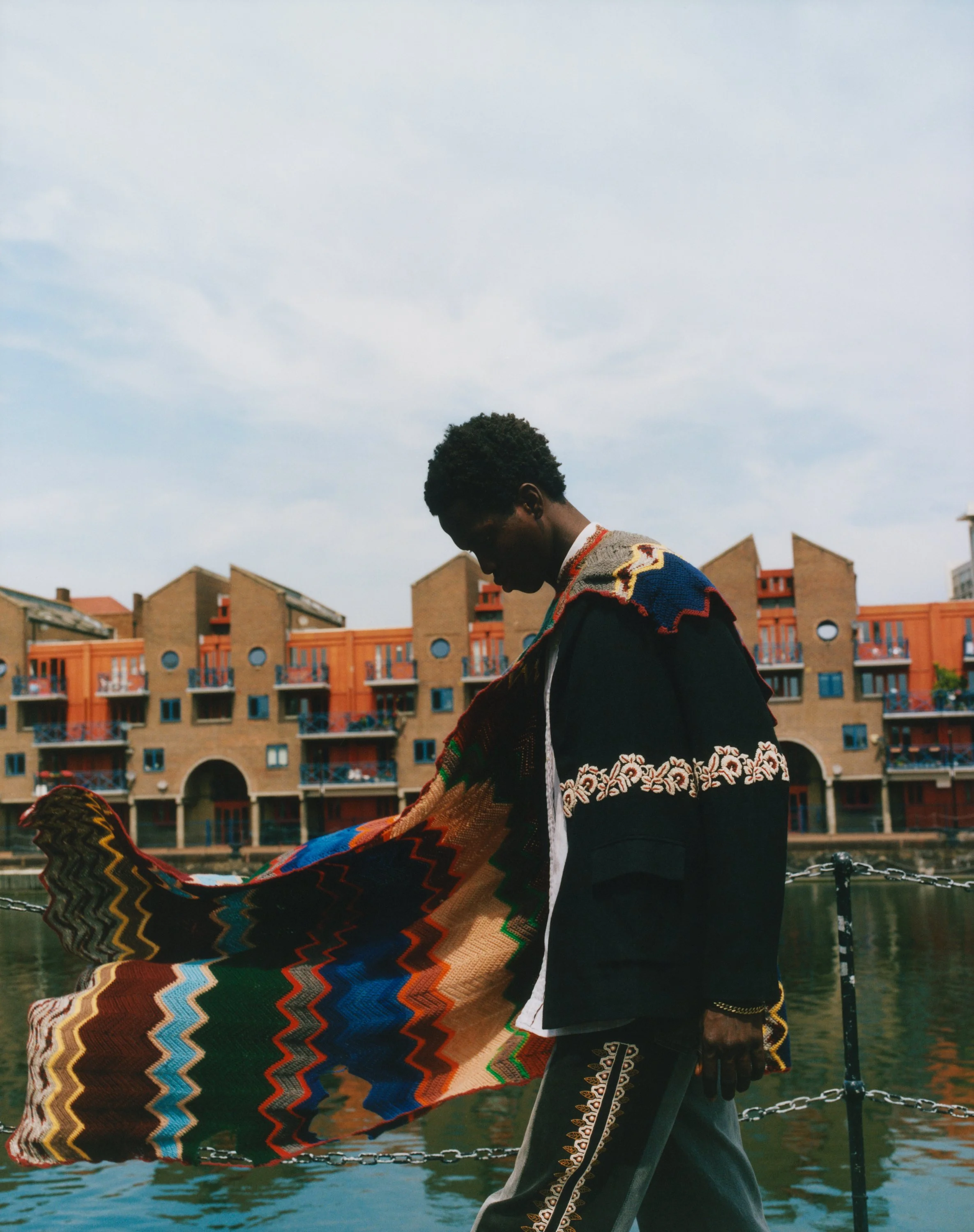 2727_IMAGINE_VV250805_JUST SMILE_21_sRGB_F1.jpg