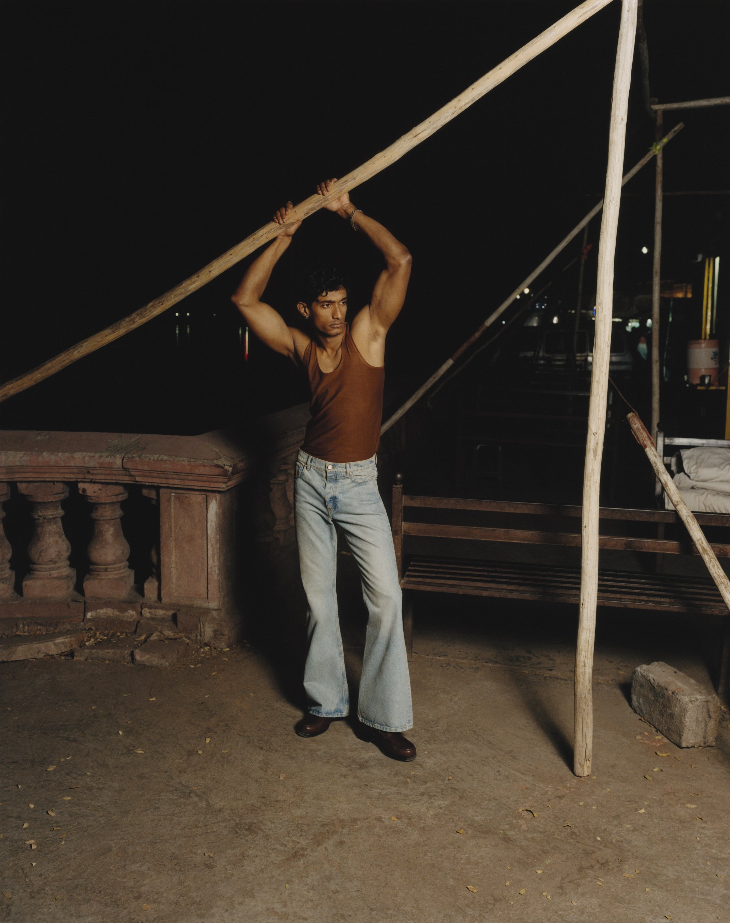 Justsmile_Issue8_LouisVuiton_FashionStory_VivekVadoliya_09.jpg