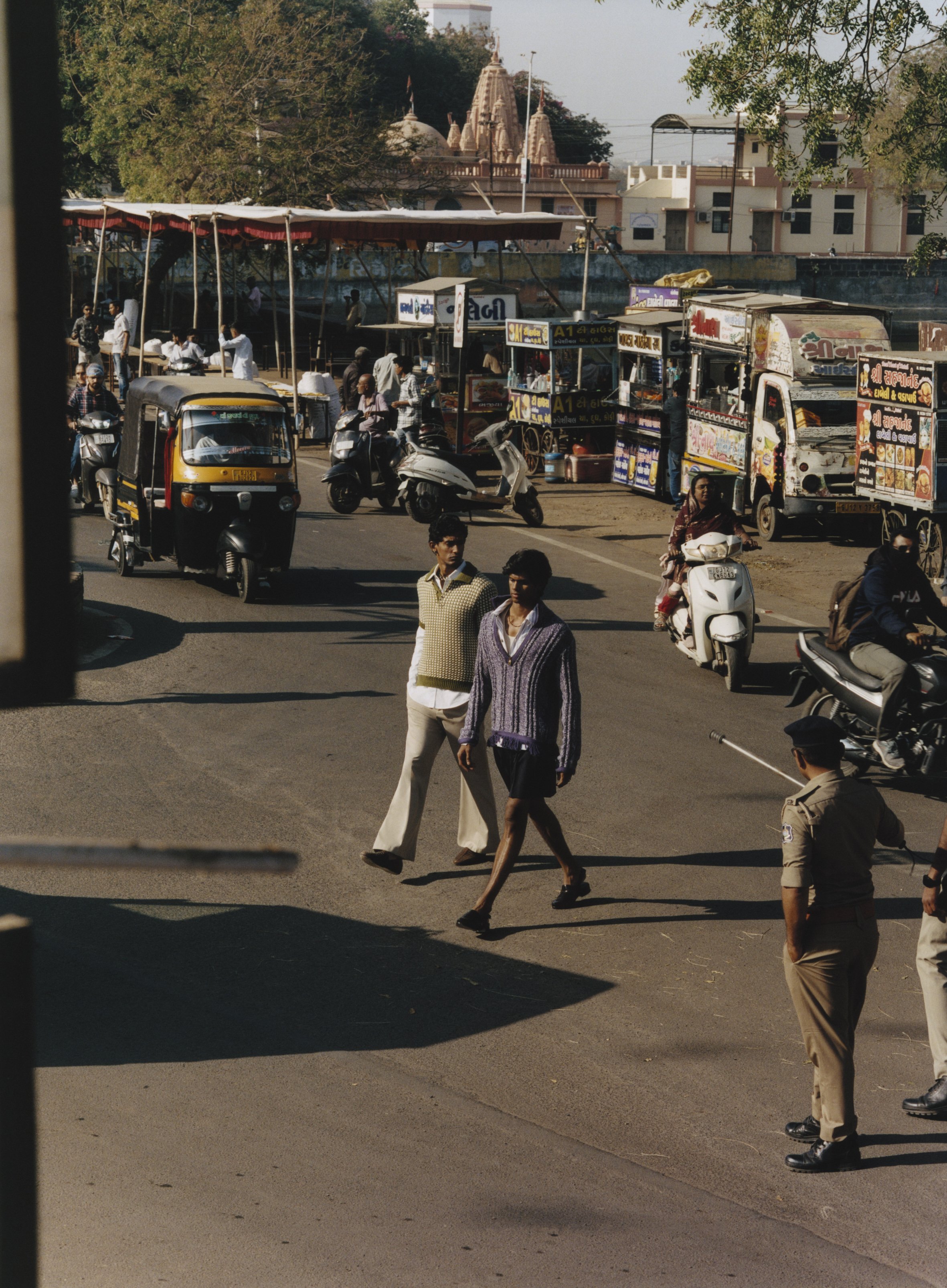 Justsmile_Issue8_LouisVuiton_FashionStory_VivekVadoliya_17.jpg