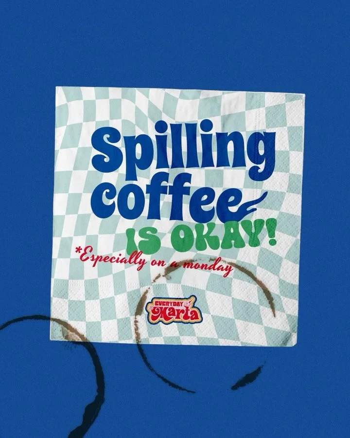 Deze week zaten we samen met @everyday_marta voor een nieuw project. (Spannend 👀✨!!). Perfect excuus om nog eens &eacute;&eacute;n van onze favoriete brandings te delen.

Even terug vertaalden we voor Marta haar unieke fotografiestijl om naar een gr