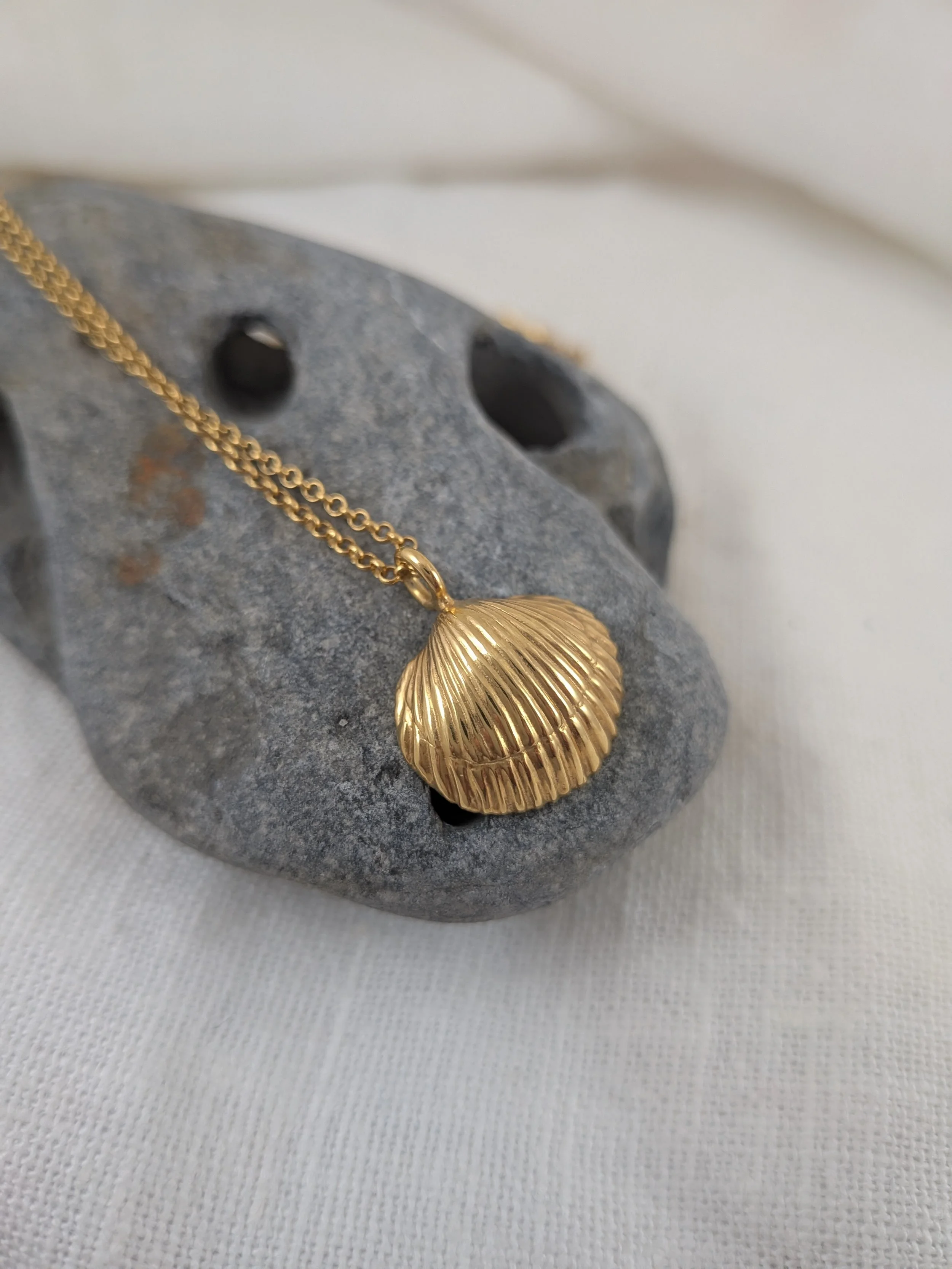 Shell Necklace - Gold Plated Shell.jpg