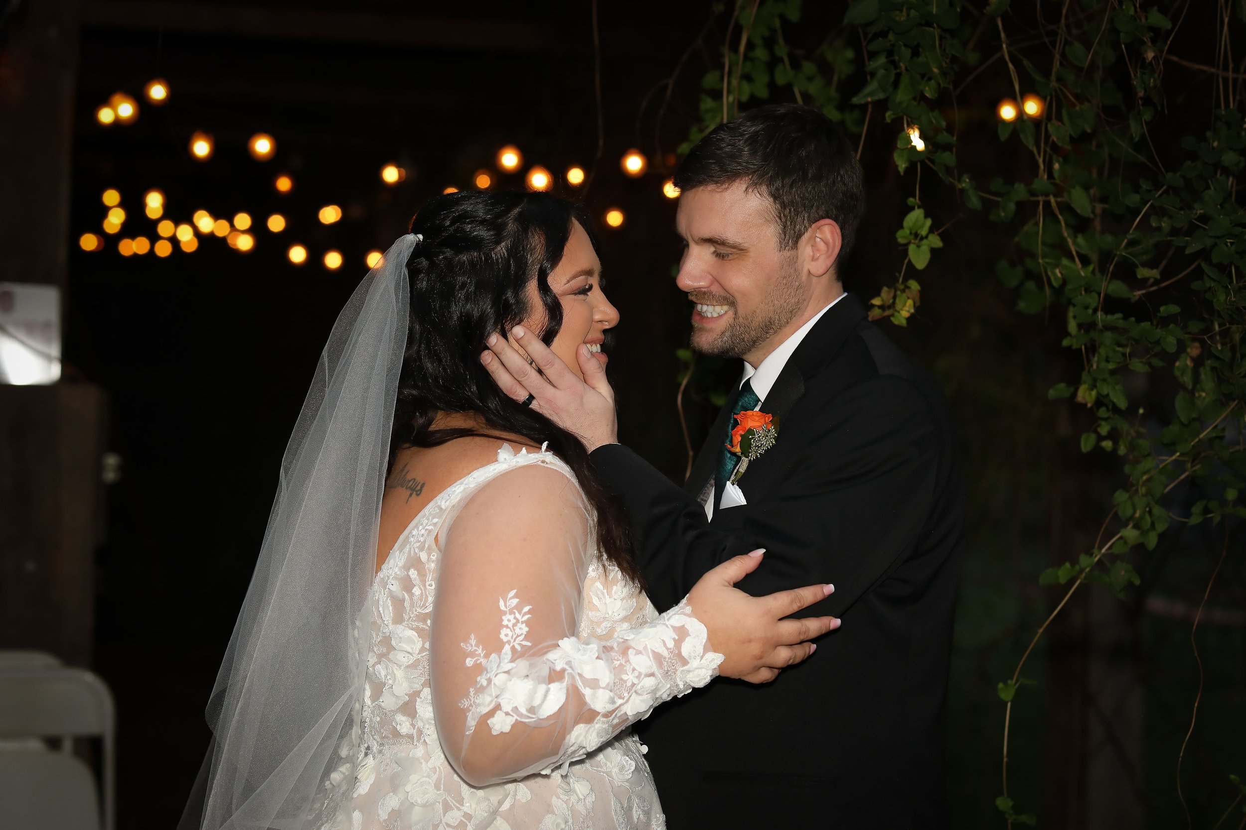 🍂 Jessie &amp; Trey’s Timeless Fall Wedding at Little Tennessee Event Farm