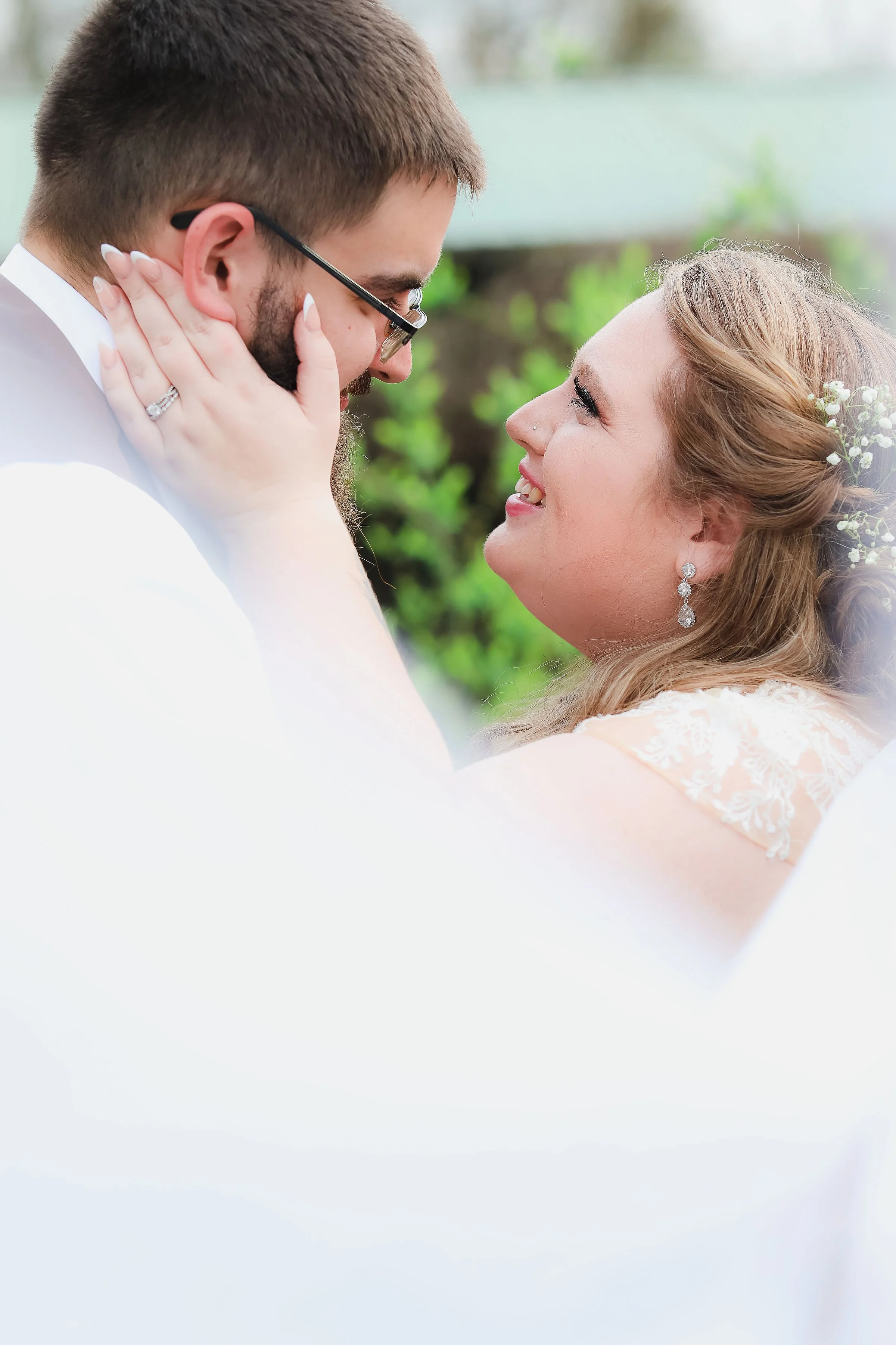 Destiny &amp; Kaden’s Romantic Spring Wedding at Little Tennessee Event Farm