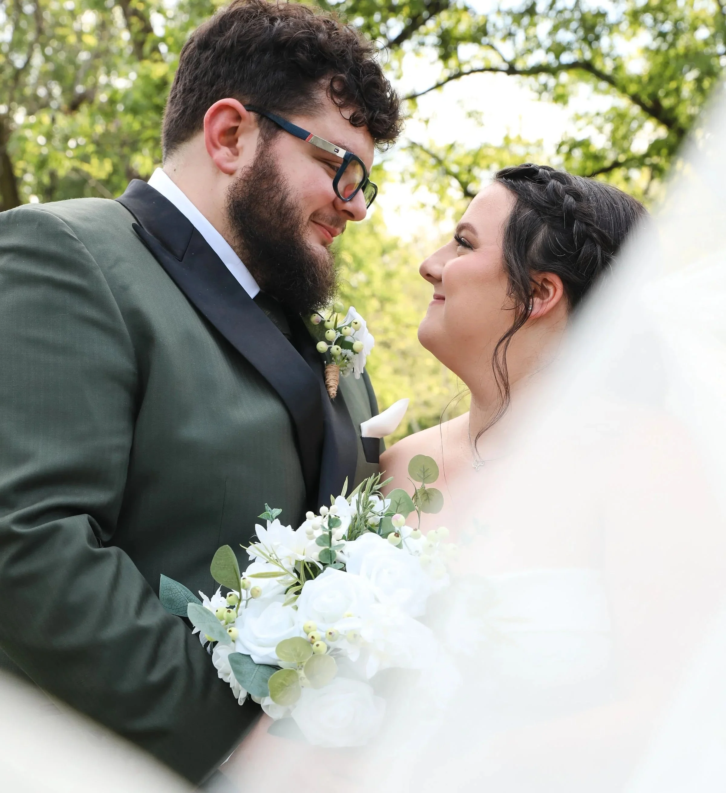🌿 A Sage &amp; White Spring Wedding Celebration for Aivery &amp; Landon 💕