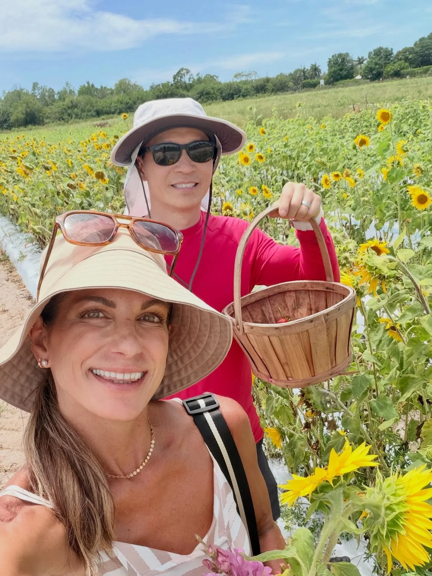 Sunday with my Sweeties ❤️
Annual 🍓&amp;🌻 pickings plus a few others 

I am feeling some Parmesan baked Zucchini &amp; Strawberry Spinach Salad