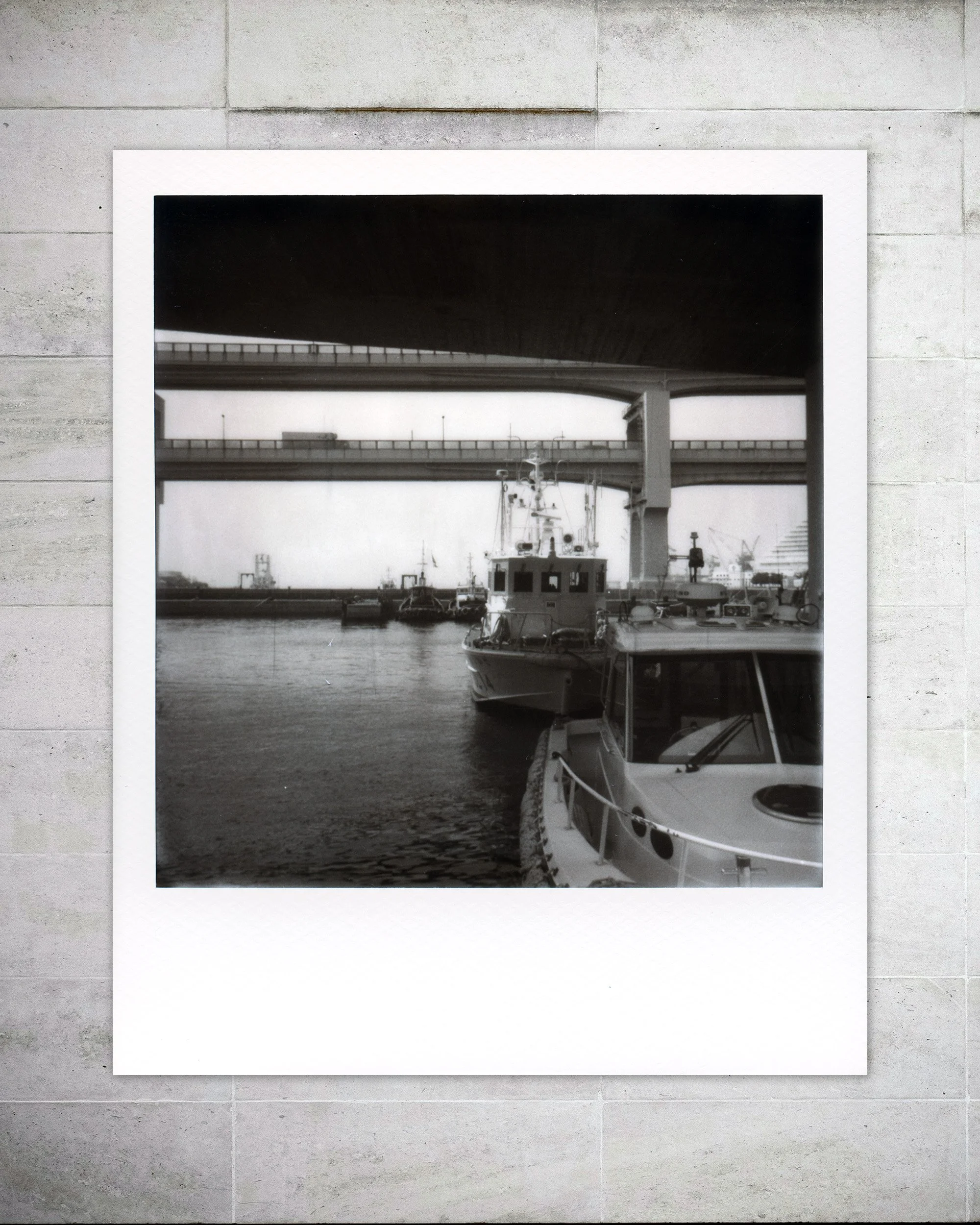 Kobe Japan polaroid photography by Oskar Skowronek