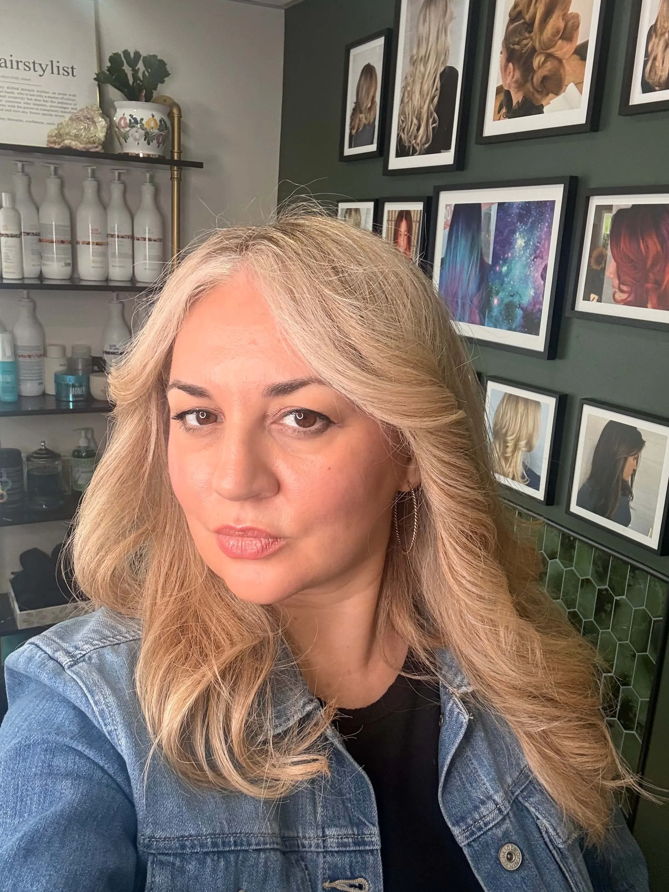 Selfie of a hairstylist at Bombshell Suites in Bedford NH