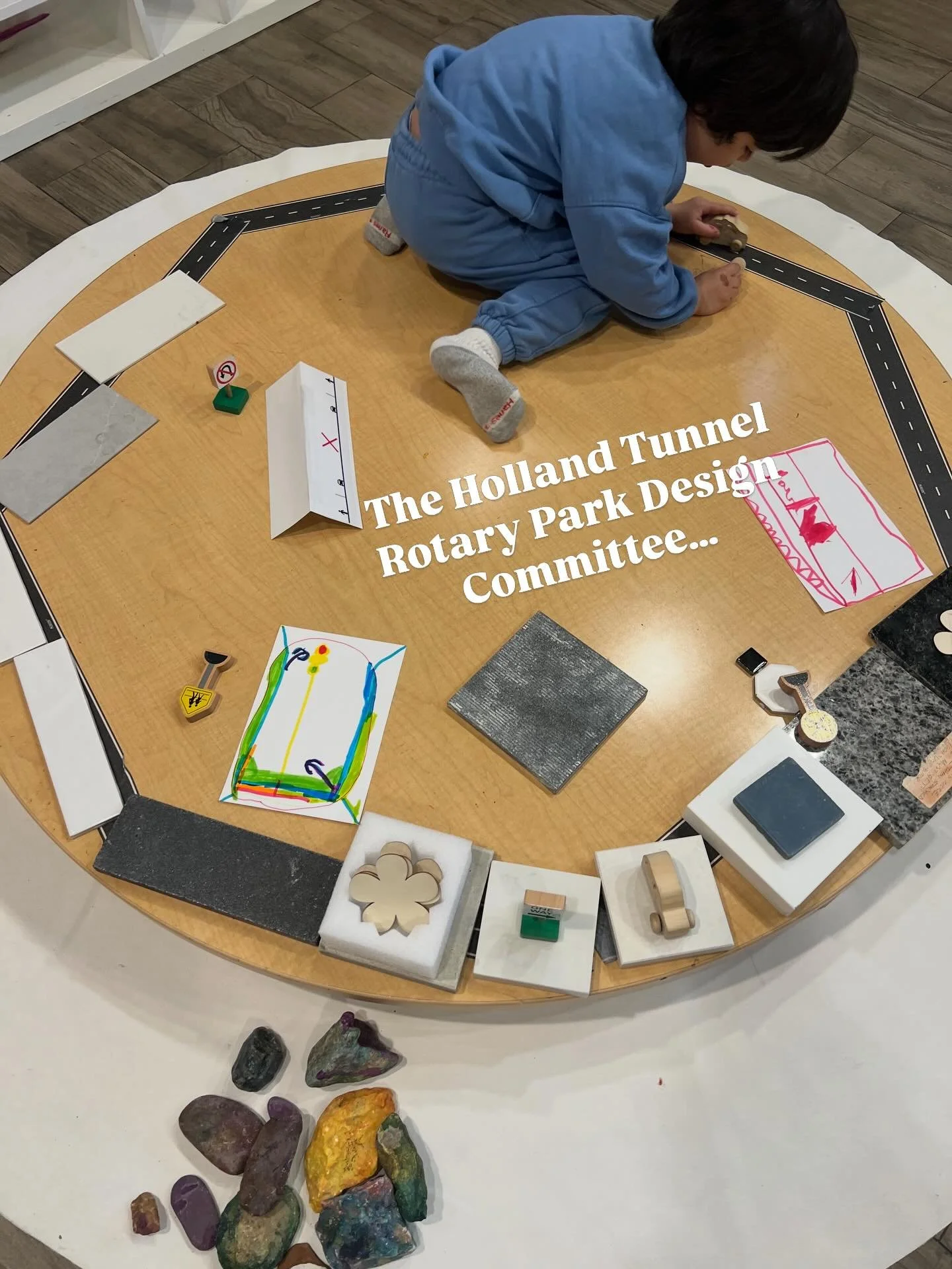 Wouldn&rsquo;t it be great to have young children be our city planners?

They have the best ideas! 

#atelier #atelierista #reggioinspired #prek #designthinking. @ballmankhapalova @rotaryparknyc
