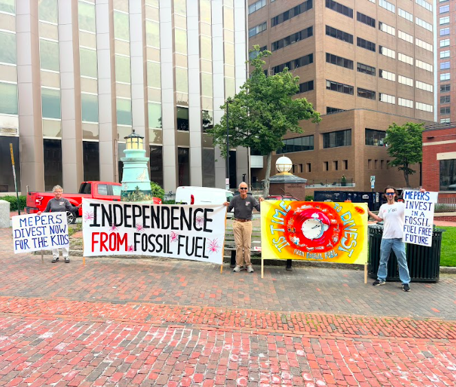 Activists say Maine public workers’ retirement system is failing to divest from fossil fuels
