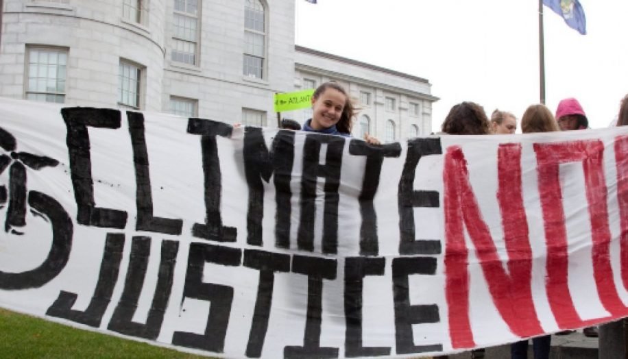 Maine leads the nation with new fossil fuel divestment law (Copy)