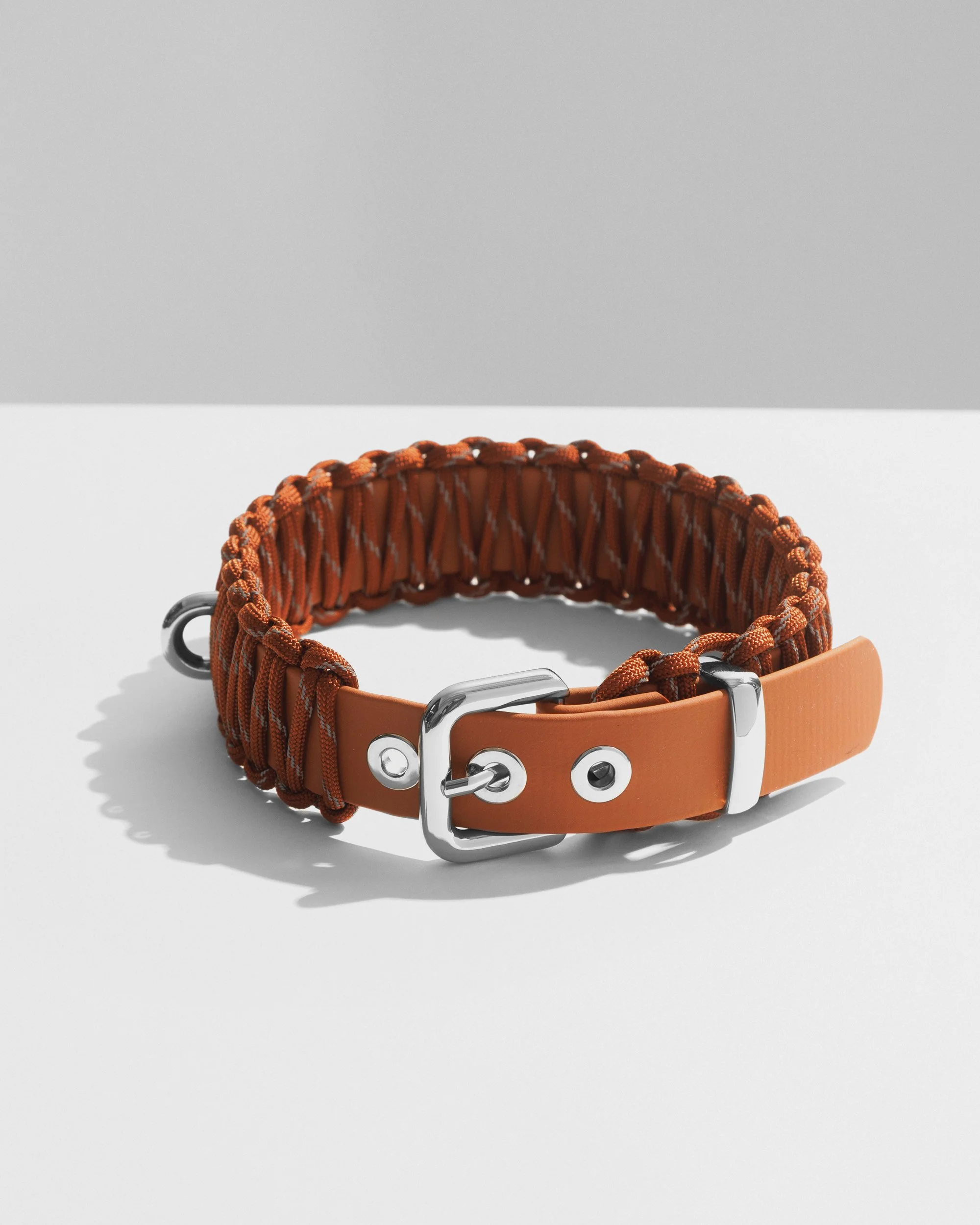 GALAN COLLAR in Berserk